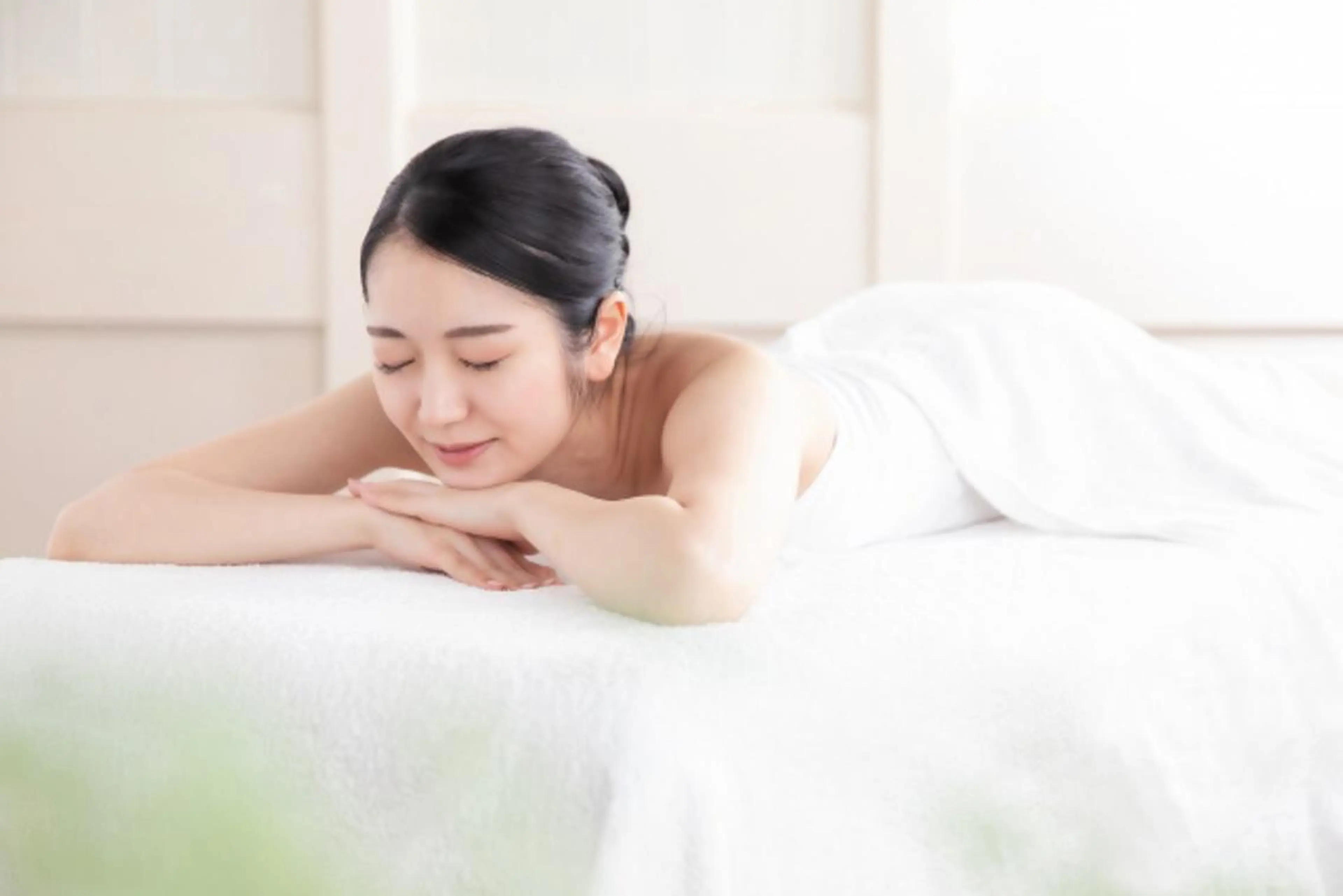 レディース全身脱毛（顔、VIOあり）の写真