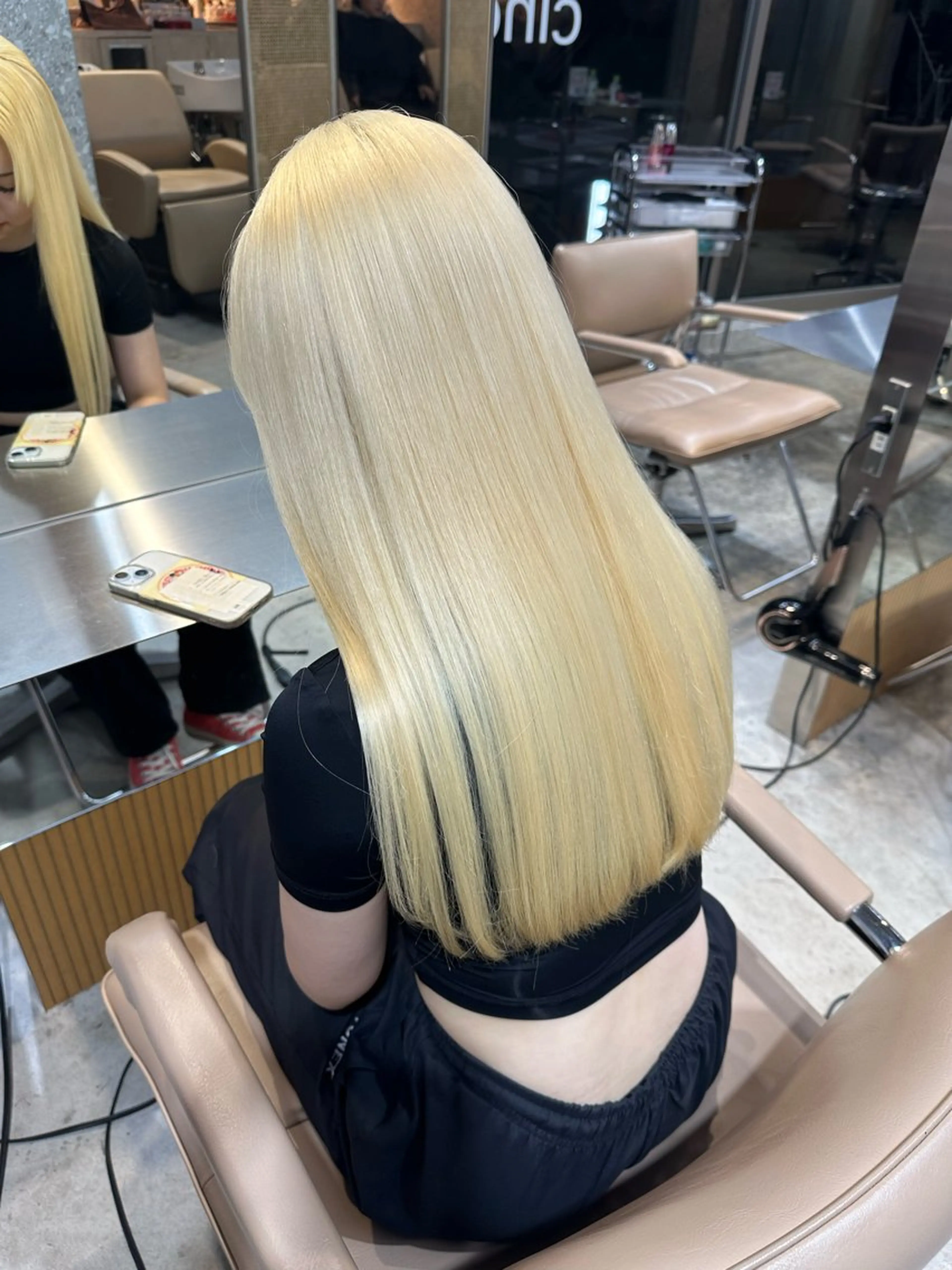 ロング カラー ハイトーンカラー ヘアカラー リタッチモデル募集中 /りな⭐️のヘアスタイル