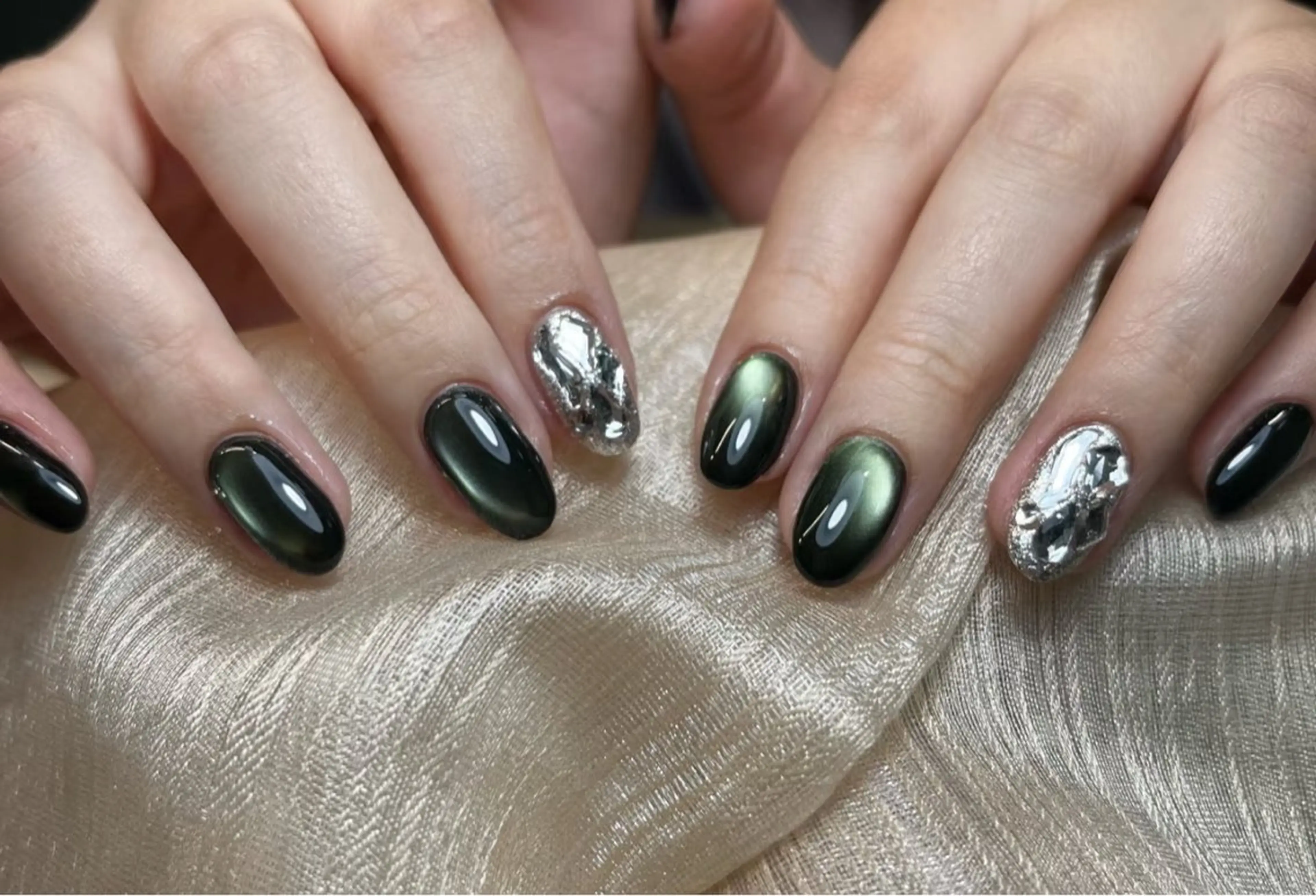 ネイル ハンドネイル コネコ ネイルサロンのネイルデザイン