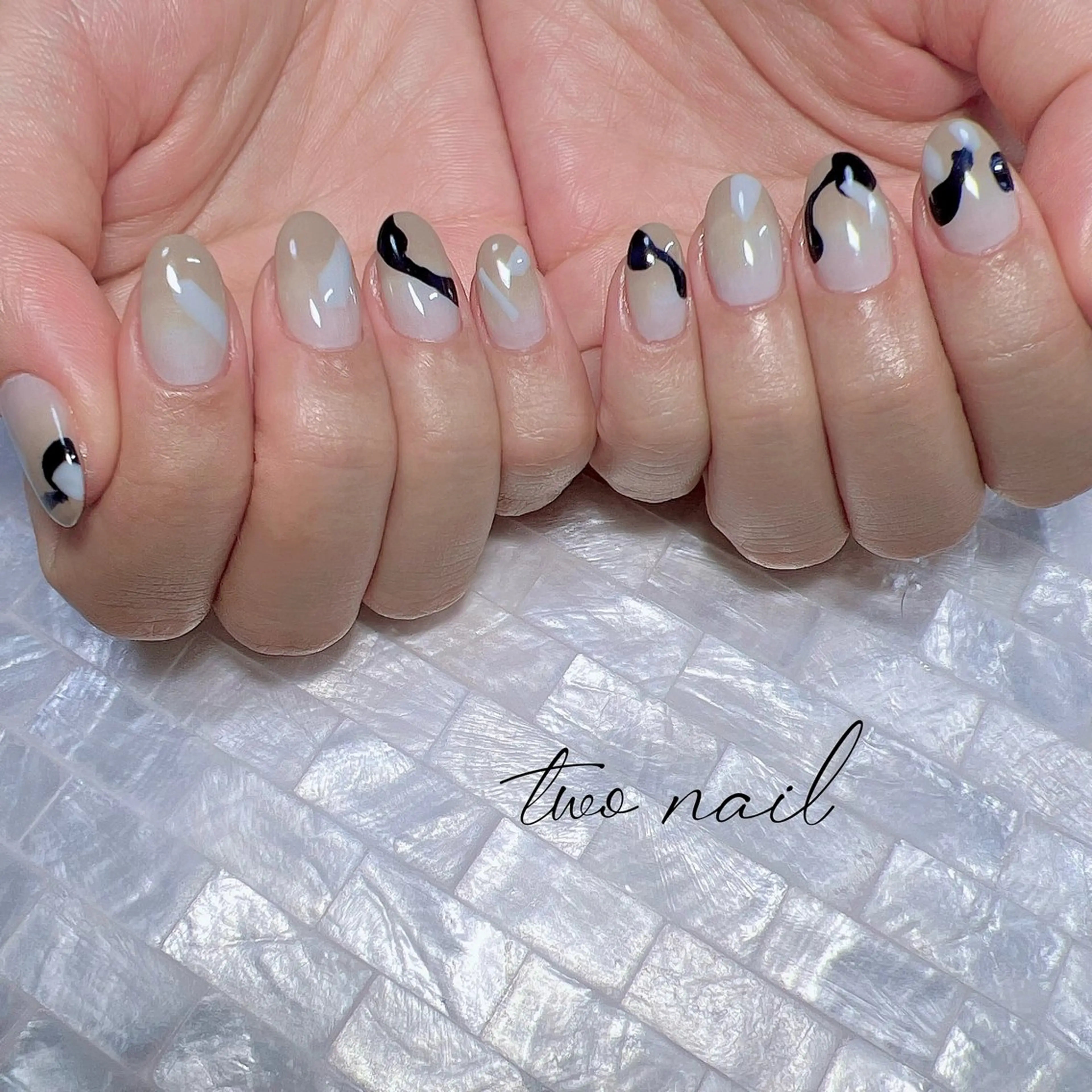 ネイル アートネイル ネイルチップ ホワイト ハンドネイル two nailのネイルデザイン