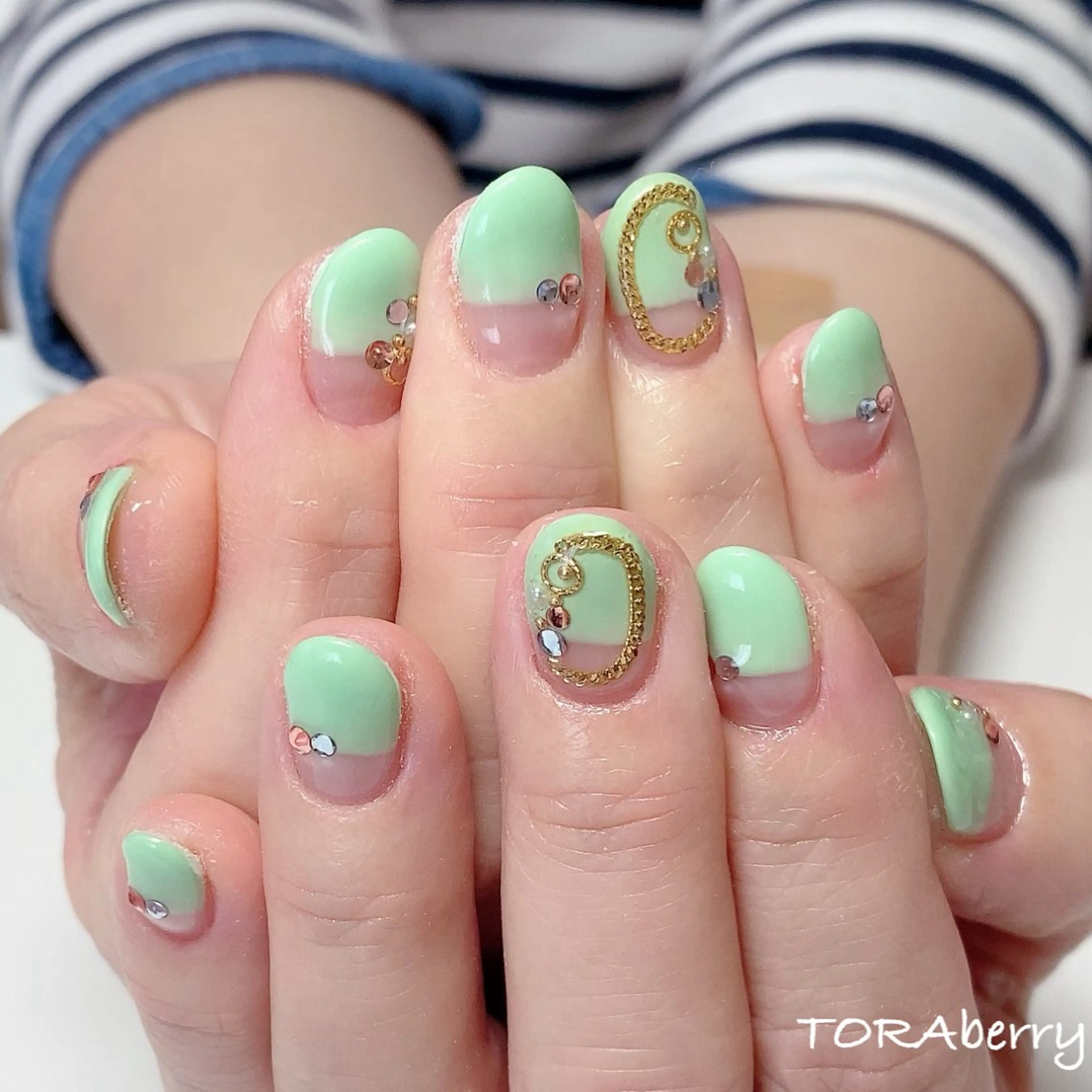 ネイル ネイリスト なつみのネイルデザイン