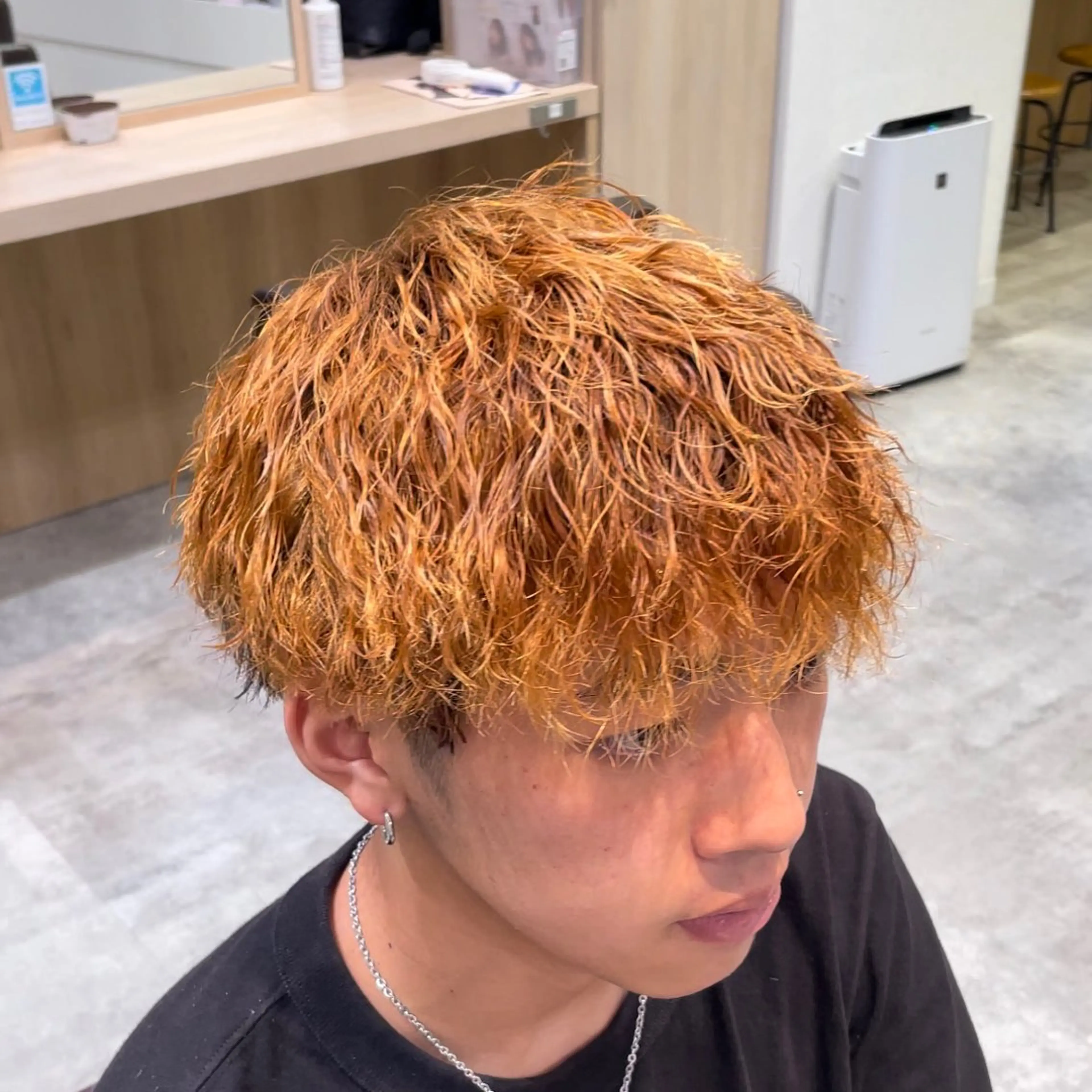 ショート パーマ メンズ メンズブリーチ メンズパーマ メンズ専門/パーマ スパイキーショートのヘアスタイル