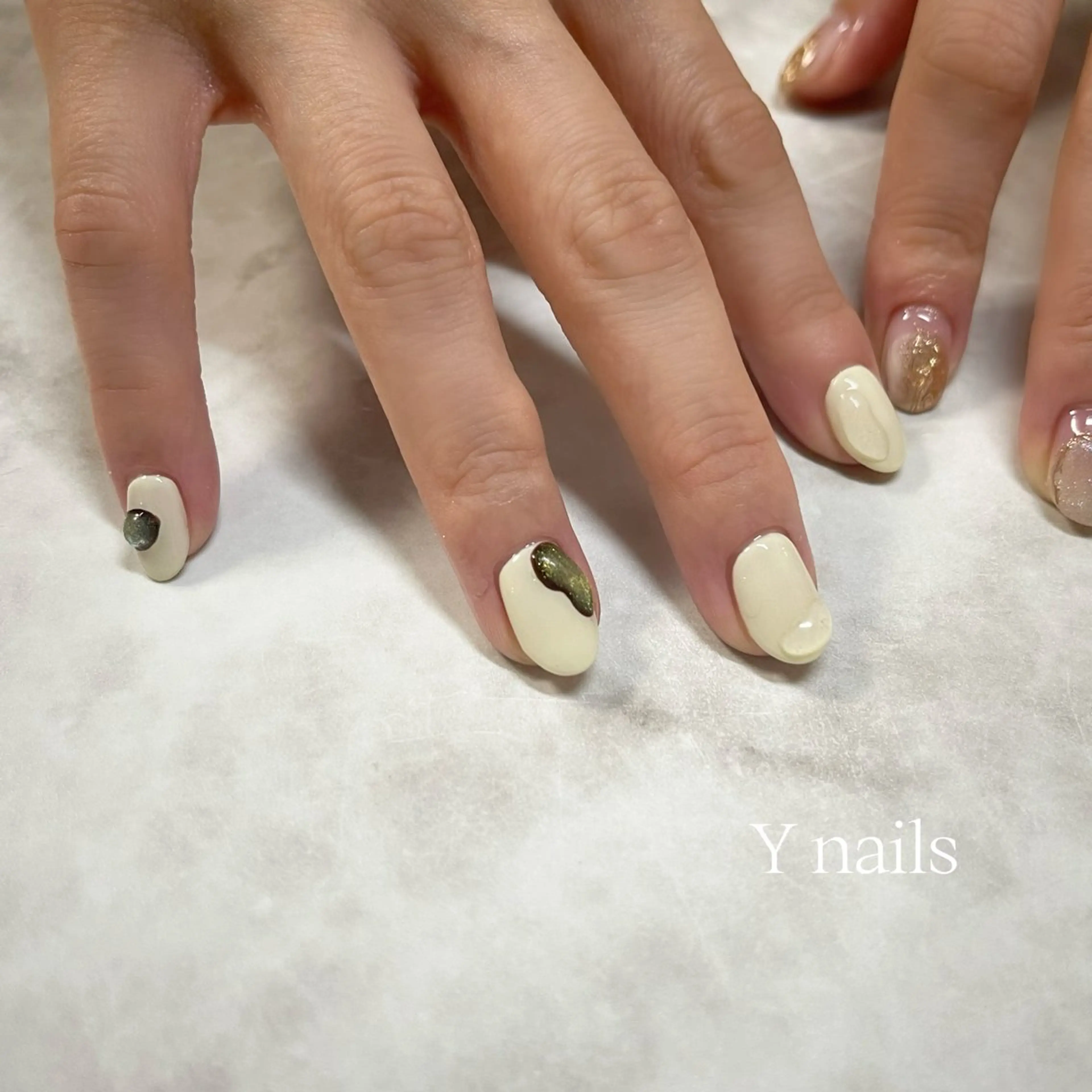 ネイル マグネットネイル ニュアンスネイル ぷっくりネイル ハンドネイル 沖縄 Y nailsのネイルデザイン