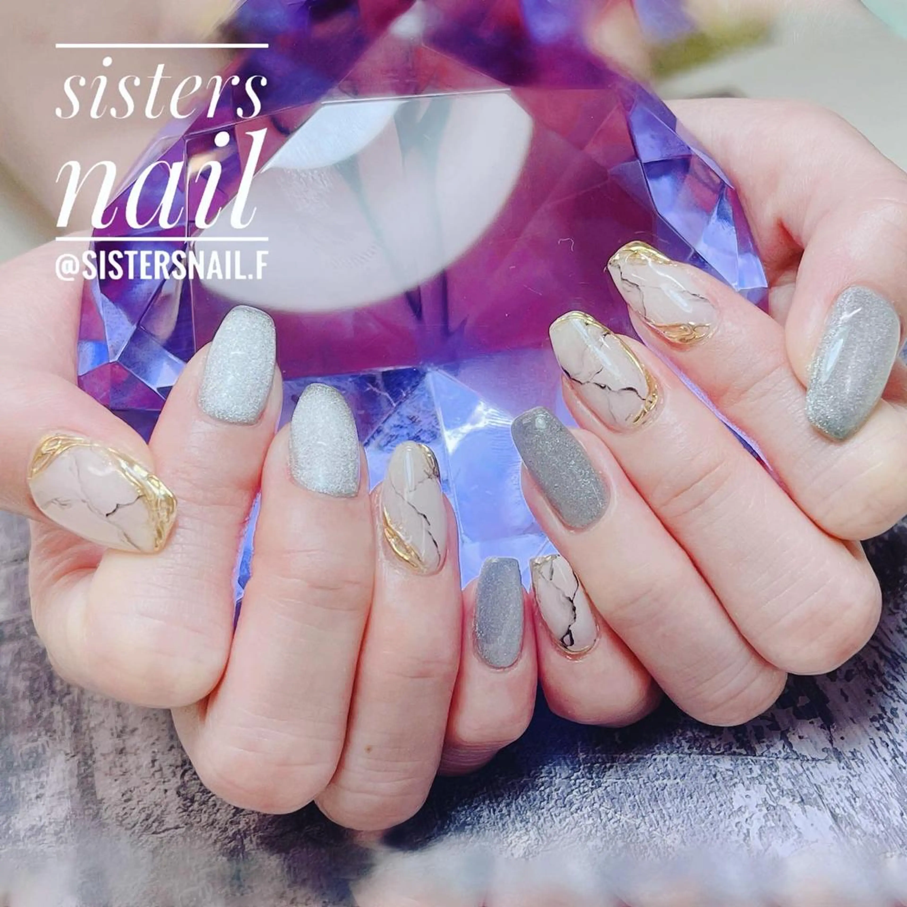 ネイル アートネイル マグネットネイル 大理石ネイル(マーブル) ニュアンスネイル シンプルネイル sisters nail.fのネイルデザイン