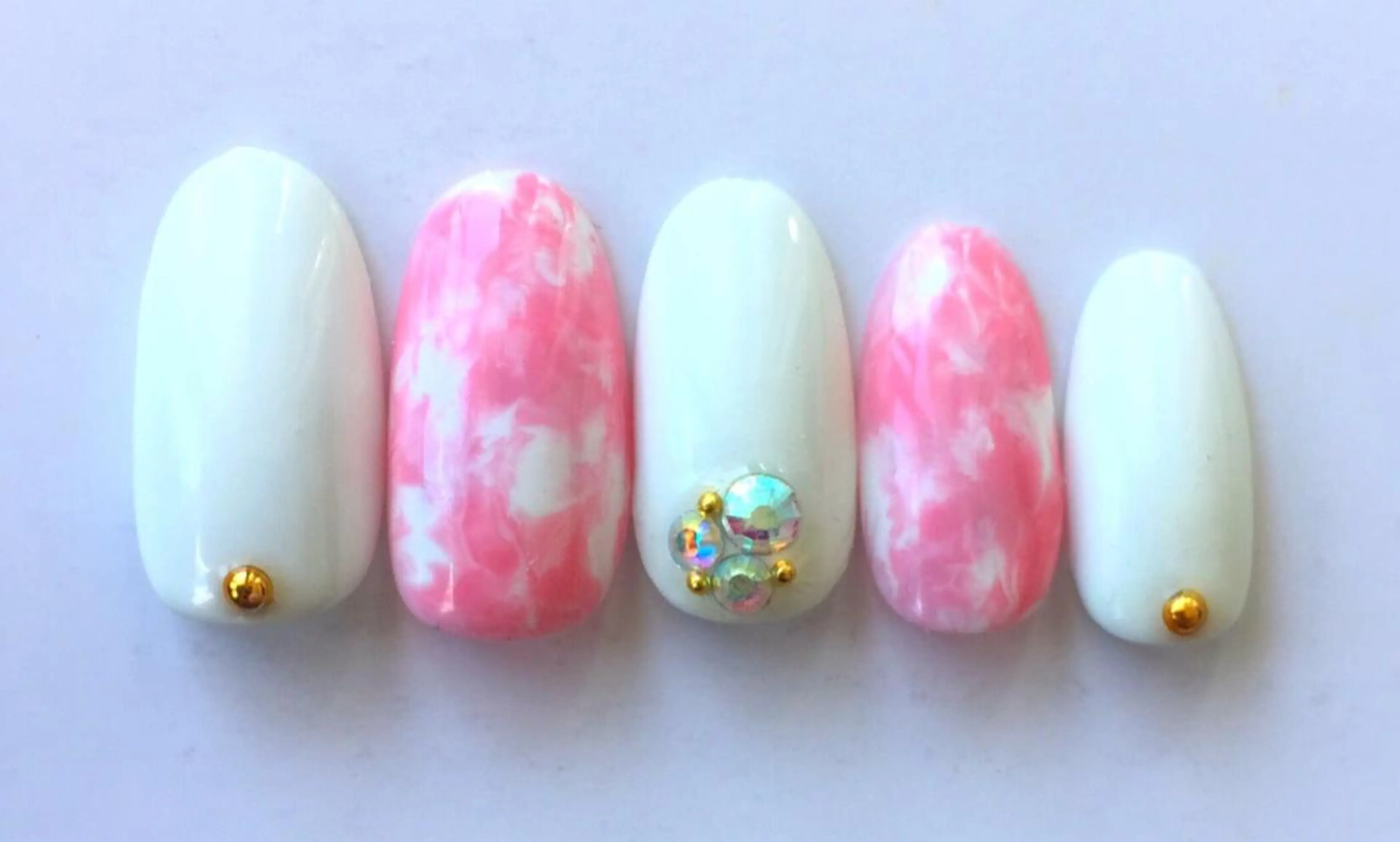 ネイル 💗🪽Tiary Nail🪽💗のネイルデザイン