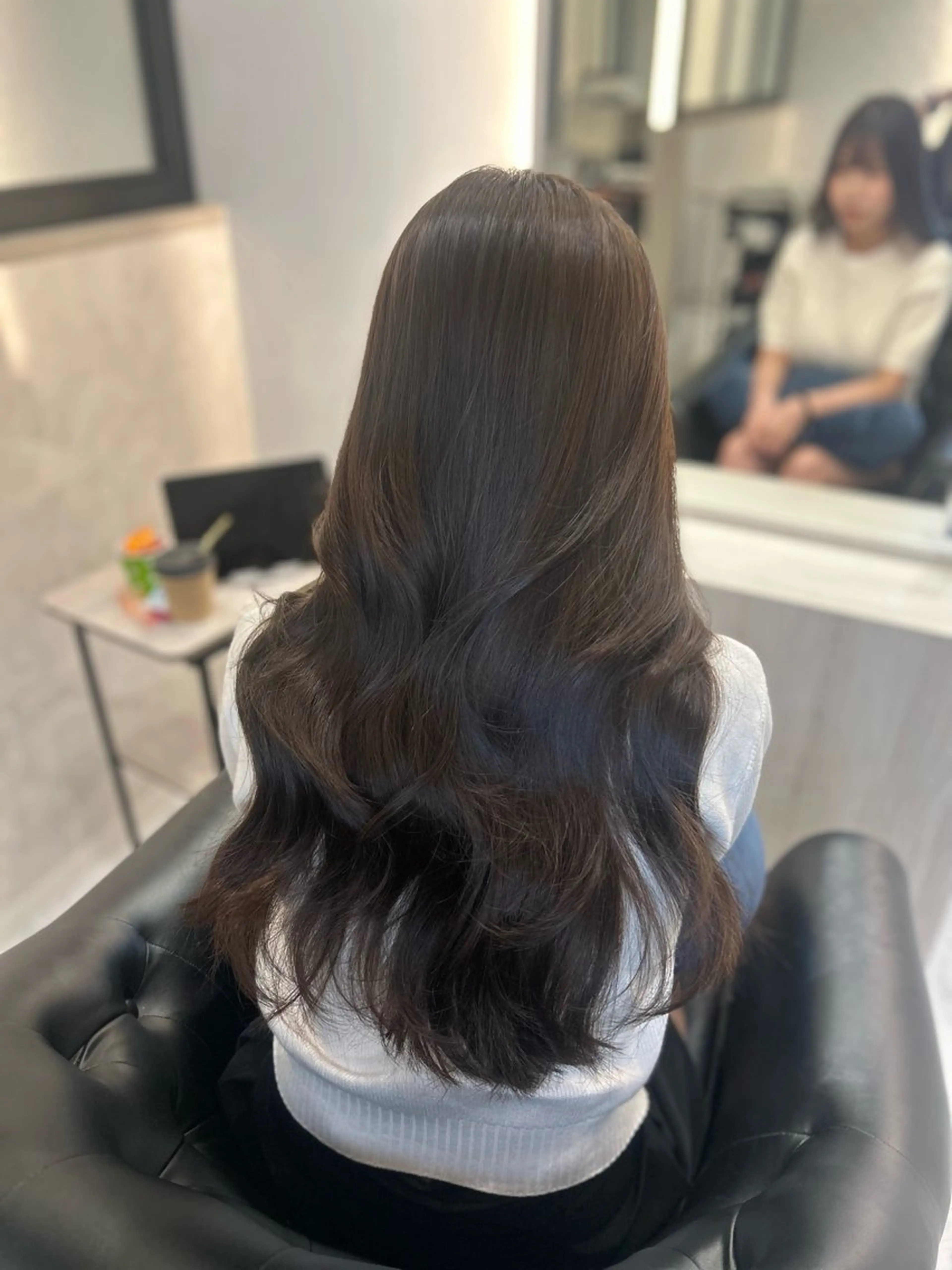 ロング カラー ヘアカラー トリートメント &chaLme   心斎橋所属・emi/髪質改善/ 韓国風/艶カラーのヘアスタイル