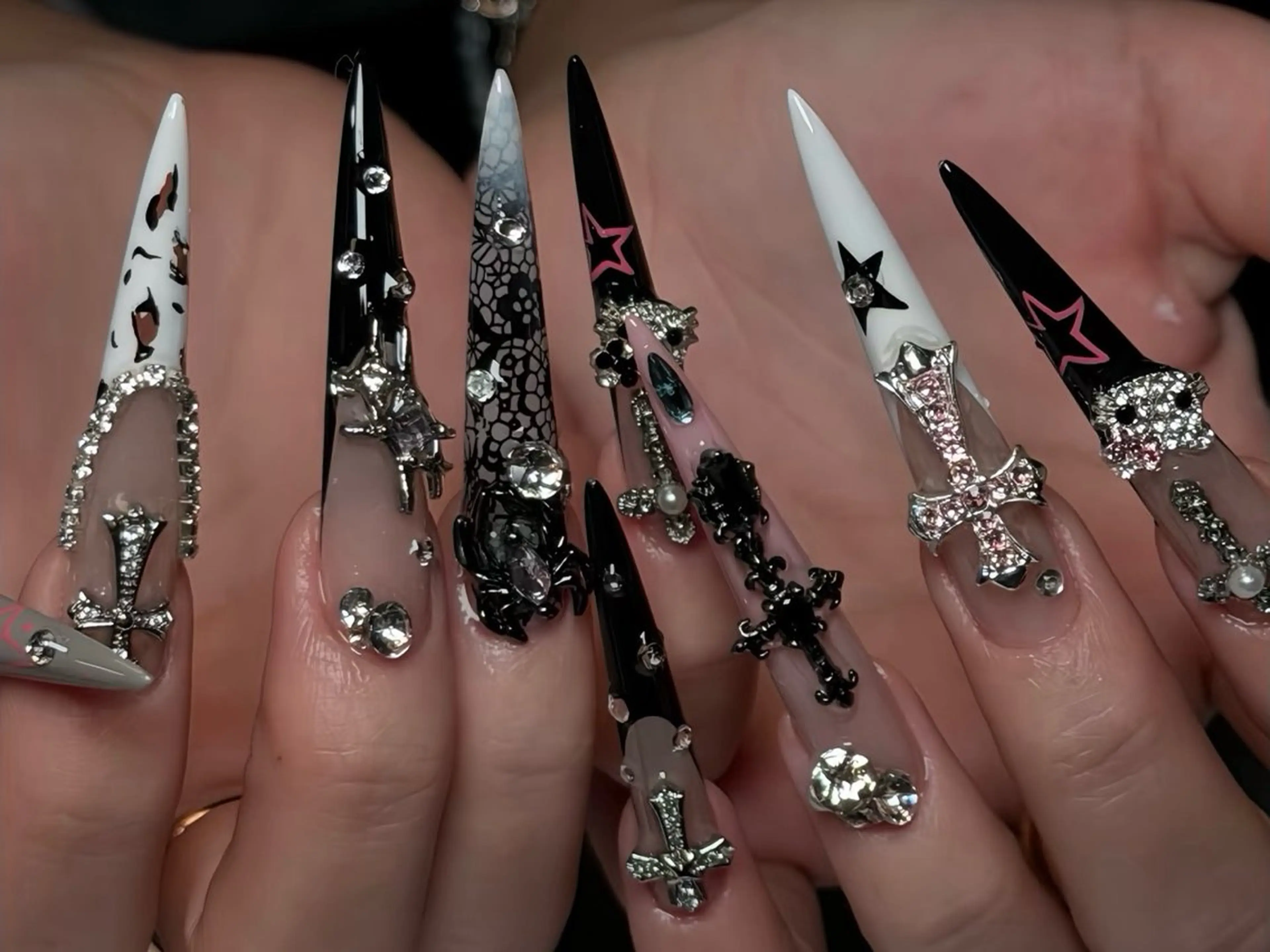 ロング 韓国風ヘア ハンドネイル J&C Nail Salon吉祥寺所属・YU KIのネイルデザイン