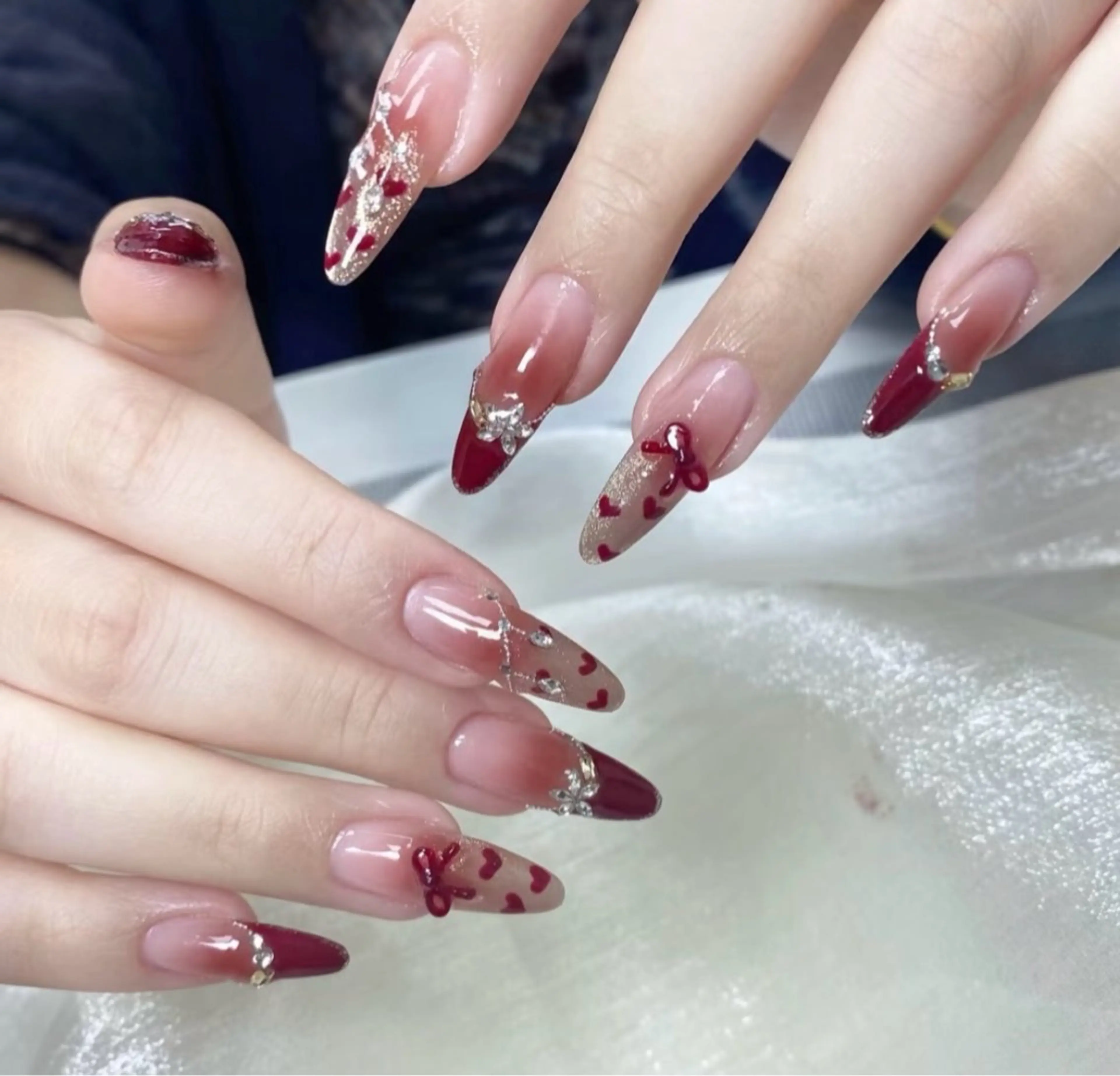 ネイル ハンドネイル queen nailのネイルデザイン
