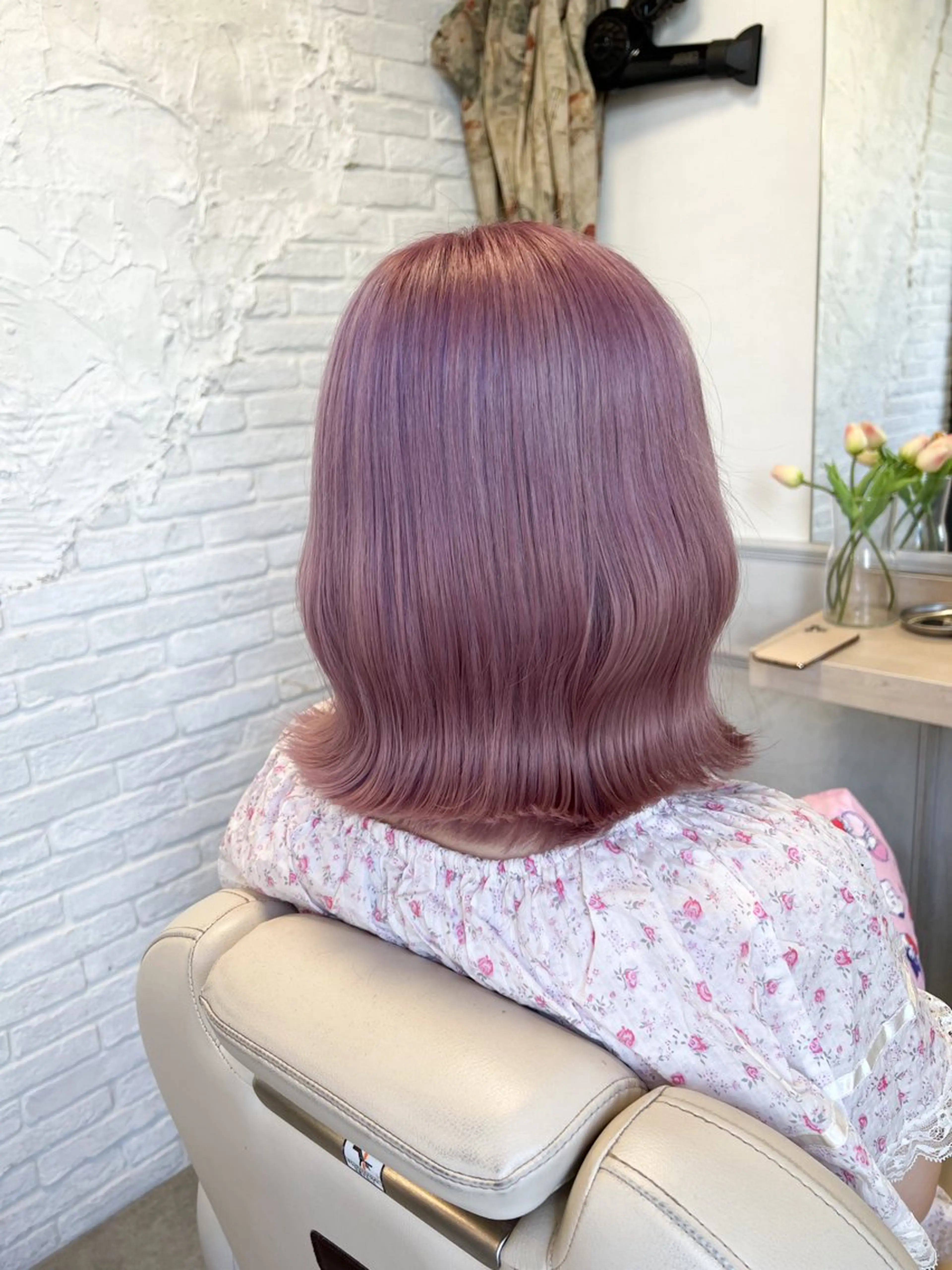 ミディアム カット ヘアカラー トリートメント SHIN/レイヤー カット×クロスパーマのヘアスタイル