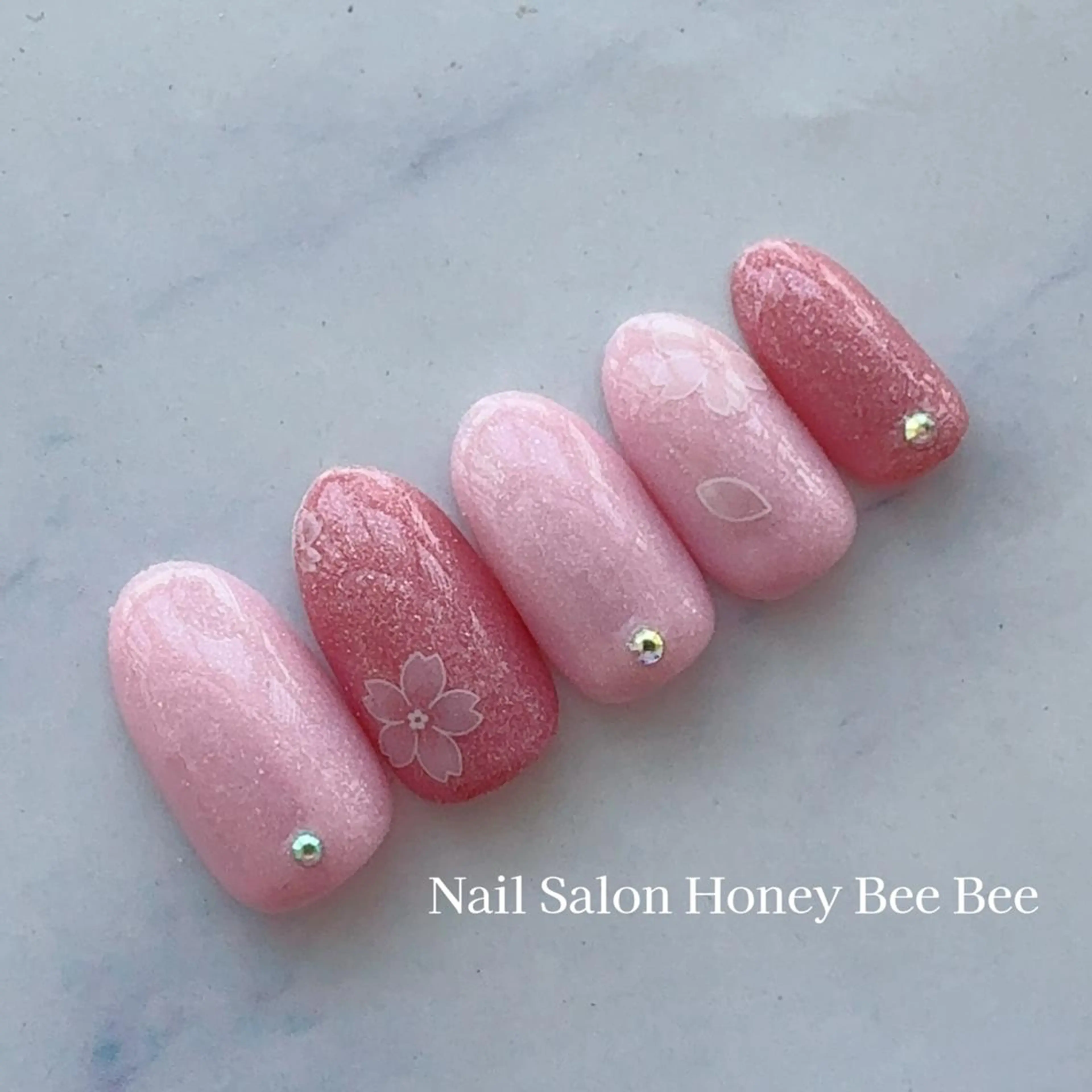 ネイル Nail salon Honey Beeのネイルデザイン
