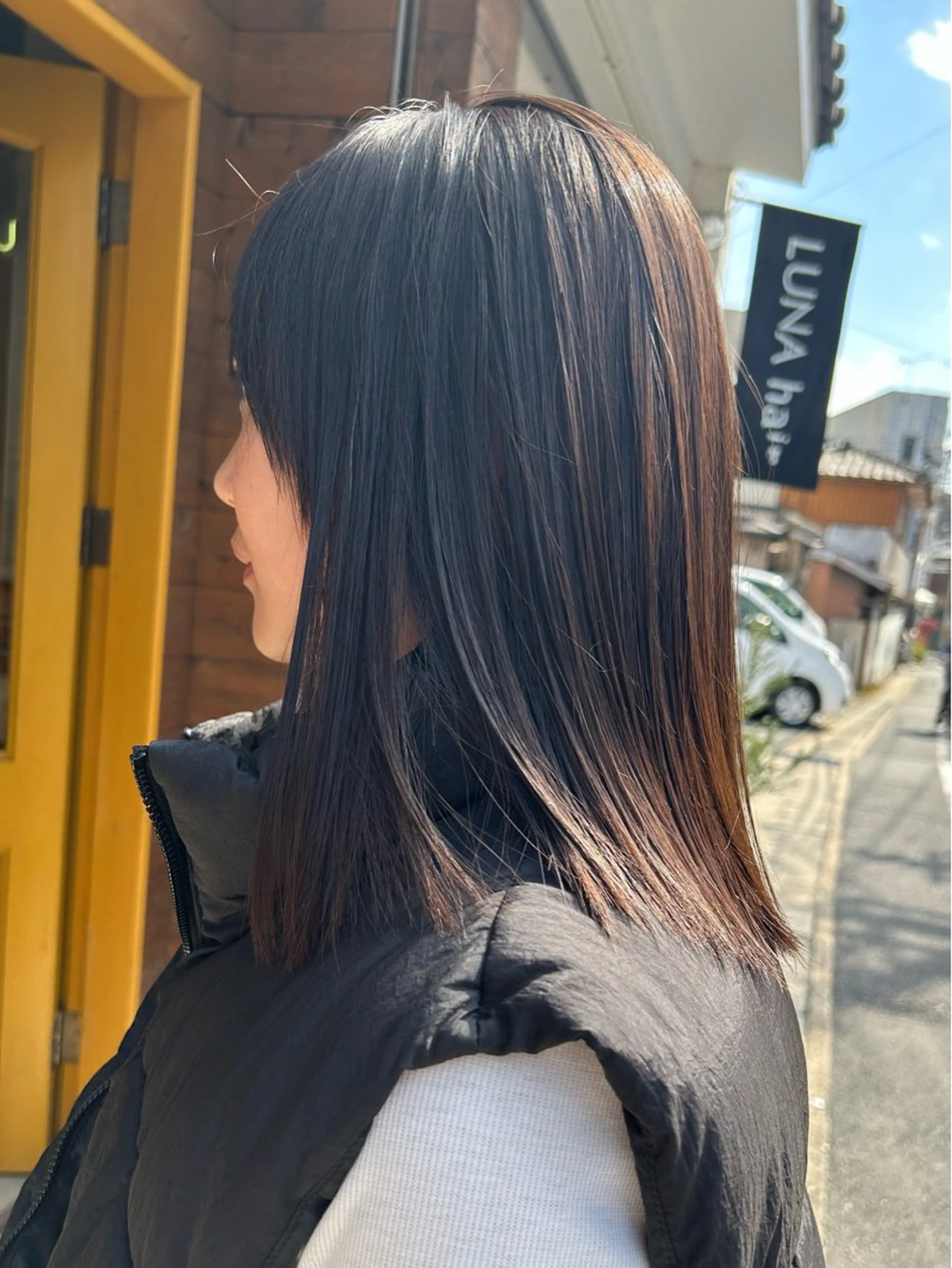 ミディアム 松田 沙織のヘアスタイル