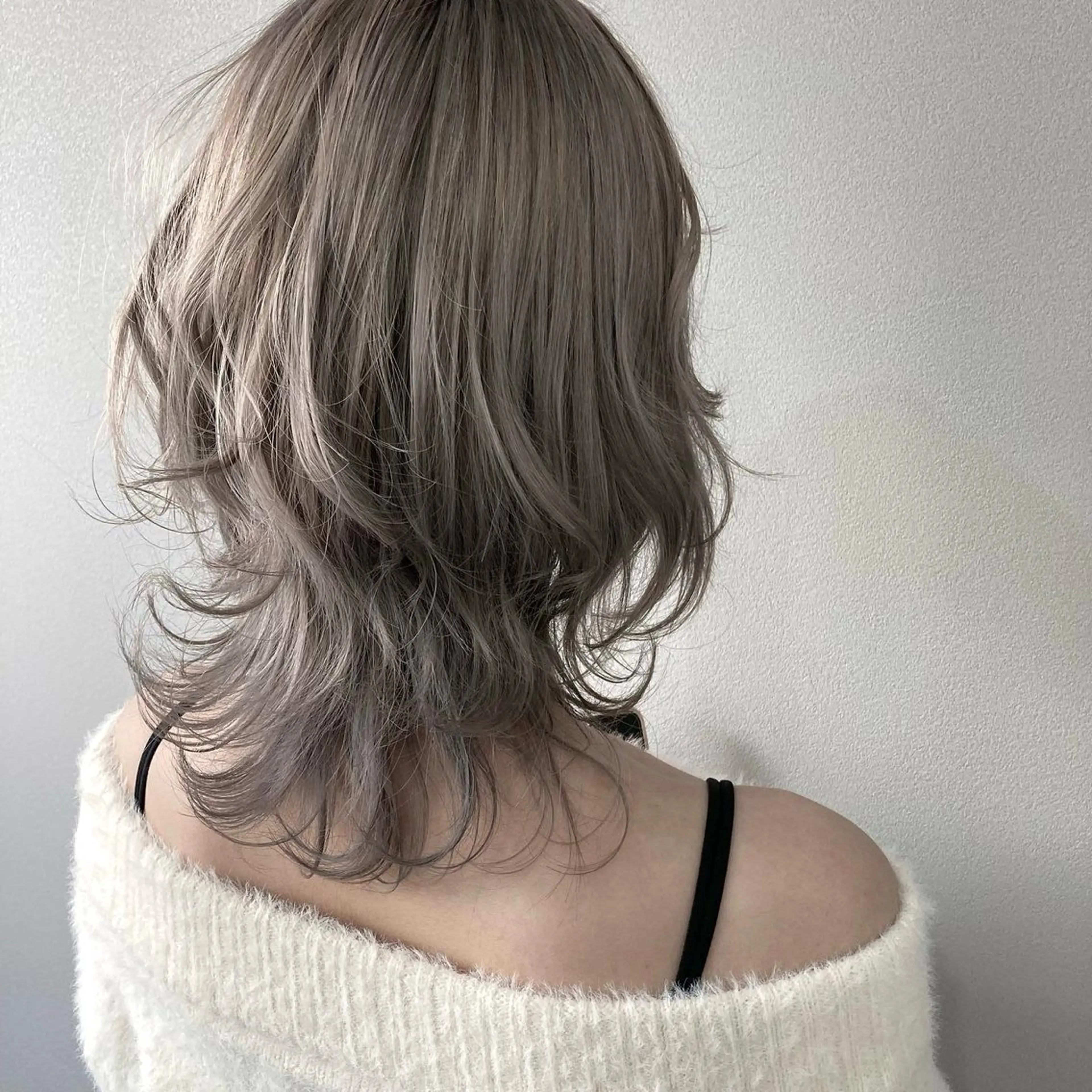 ミディアム 町田/透け感/透明感 Shibuのヘアスタイル