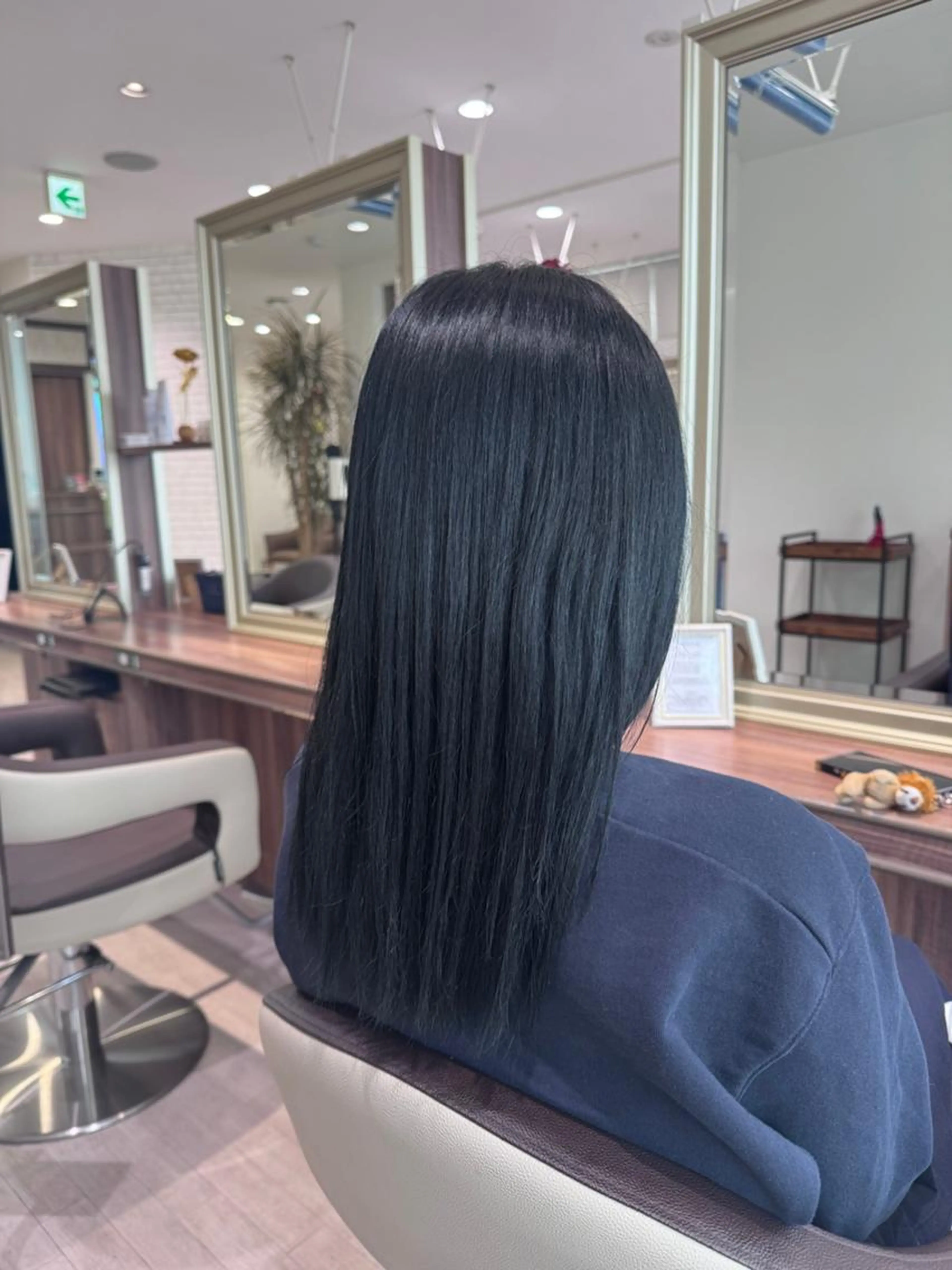 レディースの方はこちら!ヘアカラー✨️カット無し‼️の写真