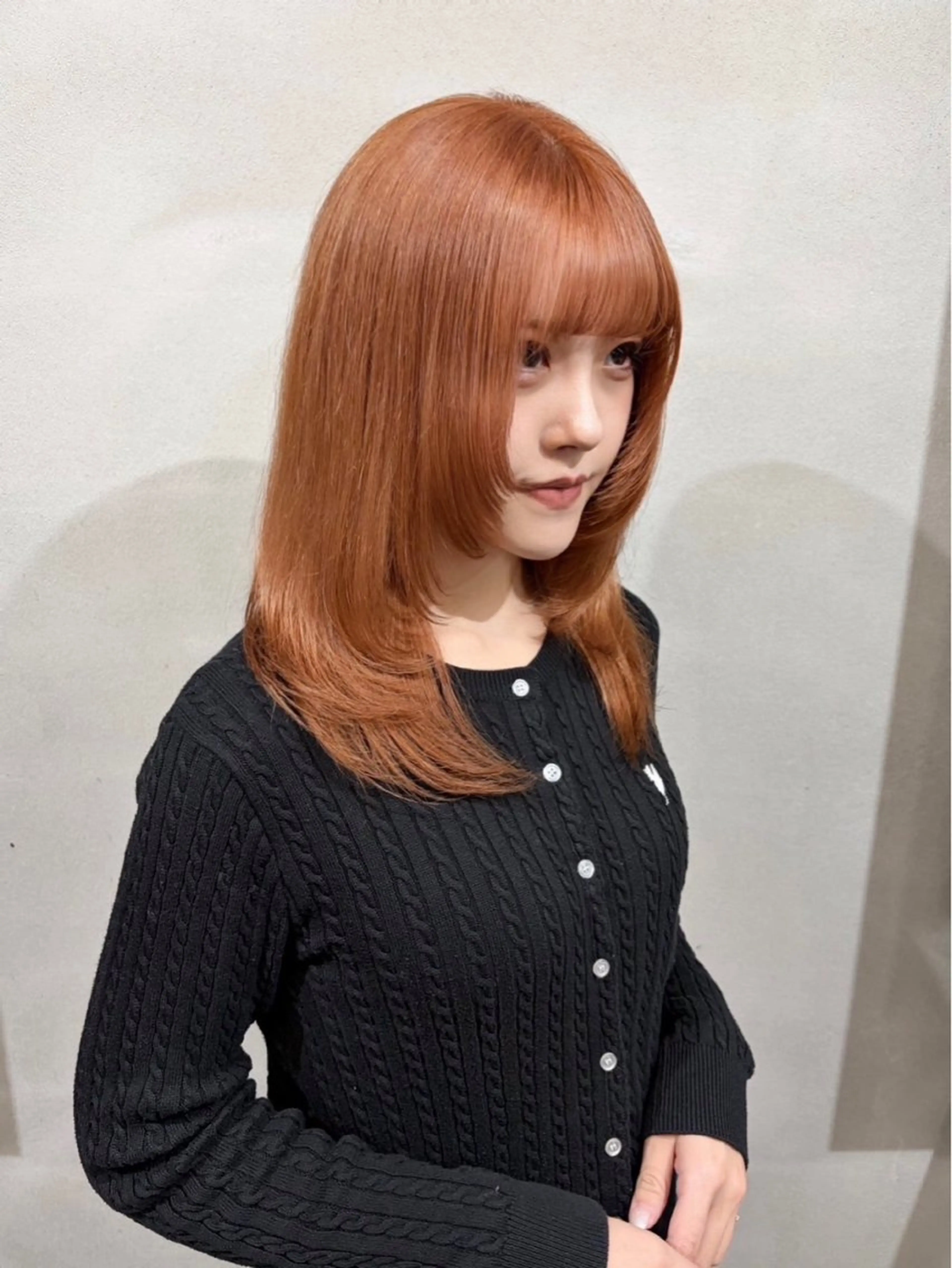 セミロング カラー ベージュカラー ブリーチ デザインカラー オレンジ オレンジベージュ ヘアカラー トリートメント 柏 デザインカラー/ レイヤー🐣シオリのヘアスタイル