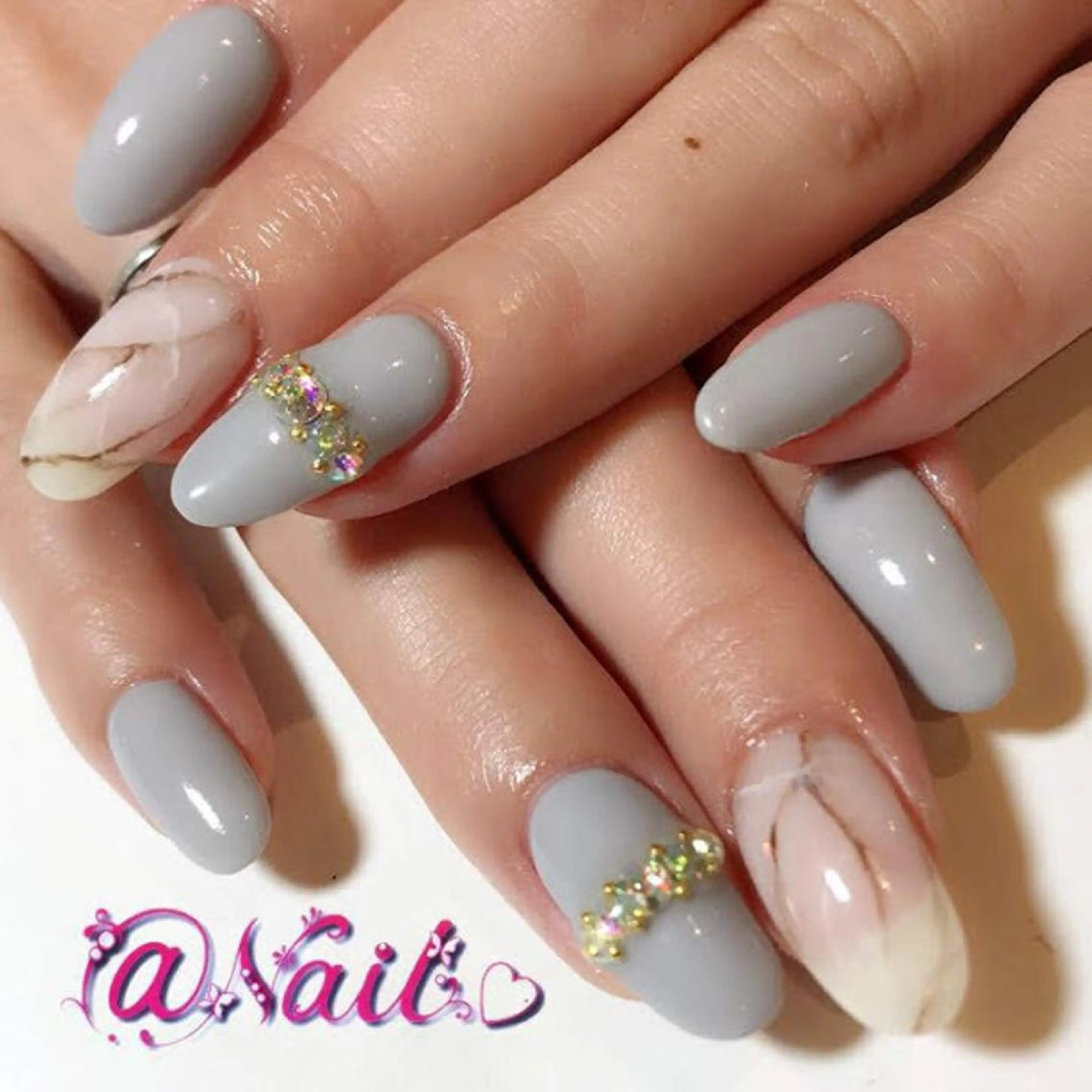 ネイル 小尾 栞のネイルデザイン