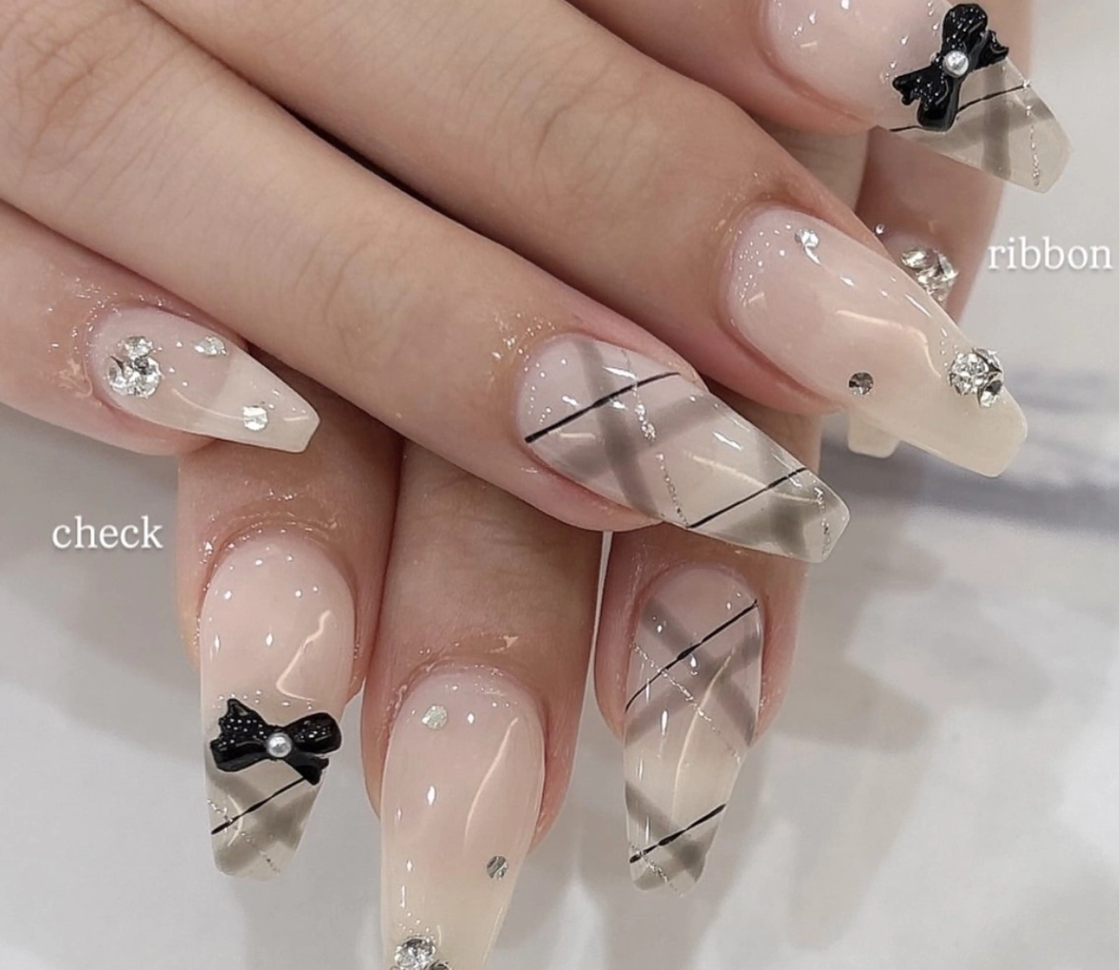 ネイル アートネイル フレンチネイル ジェルネイル キラキラネイル ニュアンスネイル ハンドネイル Ryunail所属・Ryu Nail NekoChanのネイルデザイン