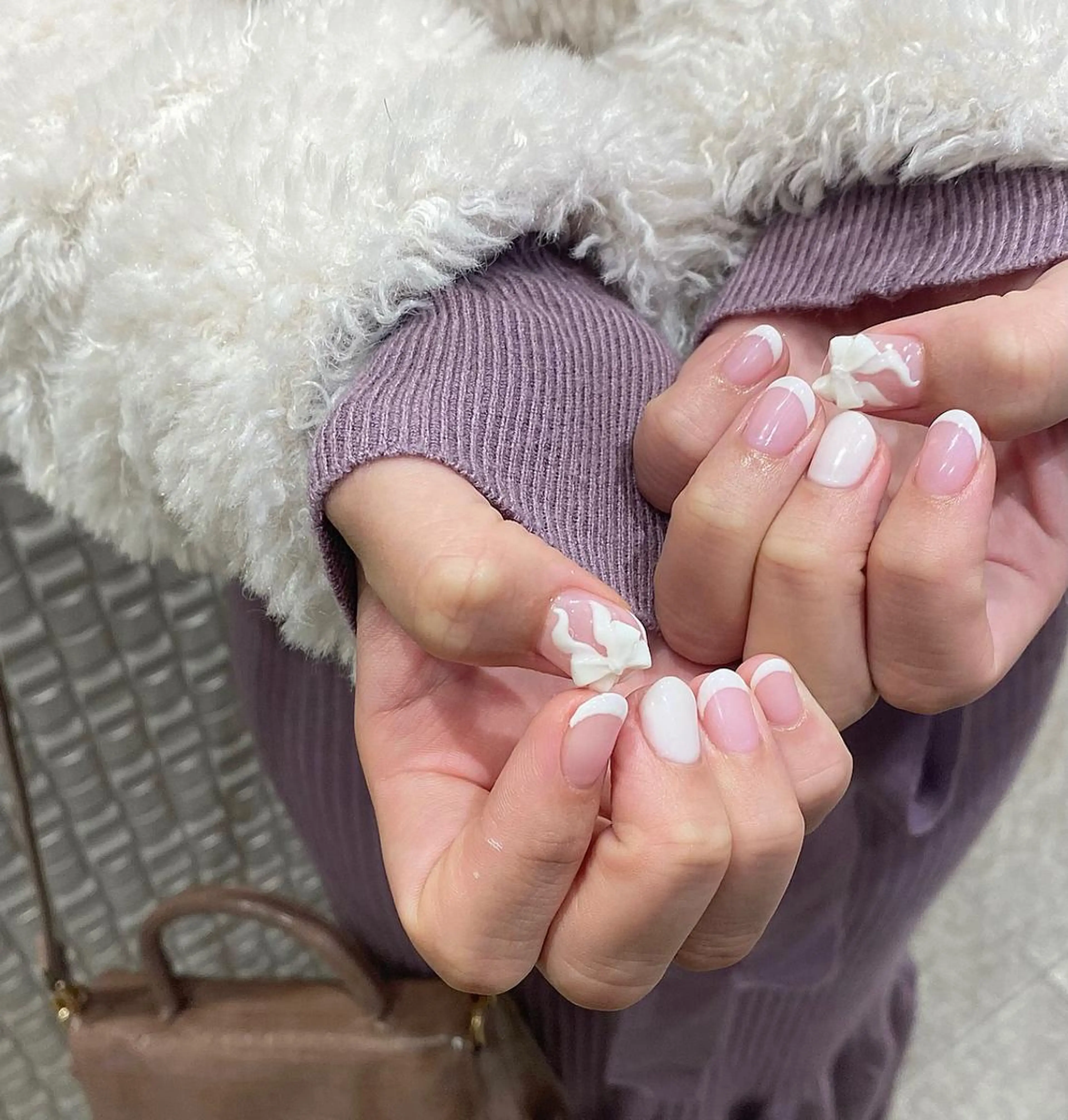 ネイル フレンチネイル リボン ハンドネイル Mitsunaka rieのネイルデザイン