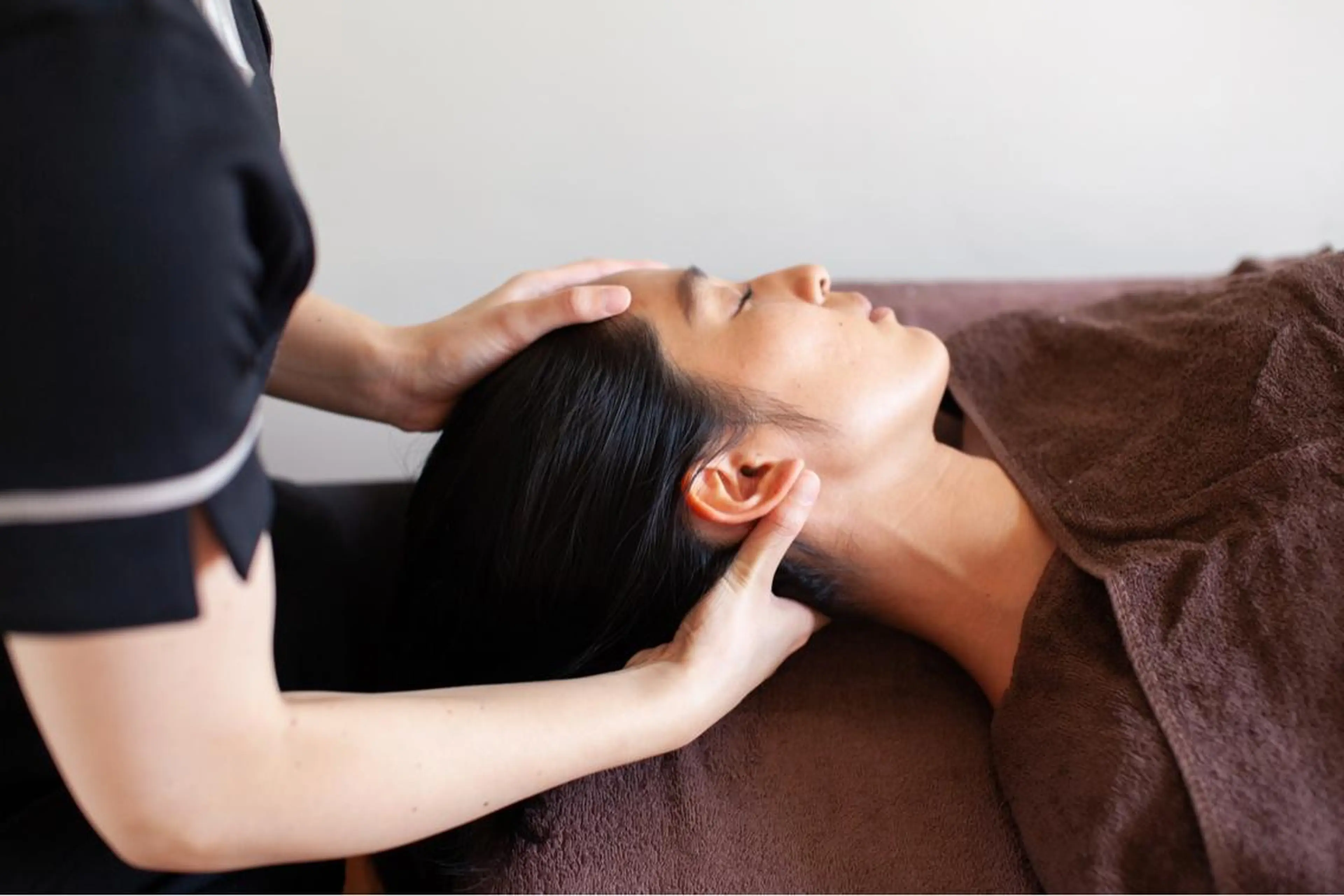 新感覚！痛くない頭蓋骨調整！《美容クラニアル整顔セラピー》の写真