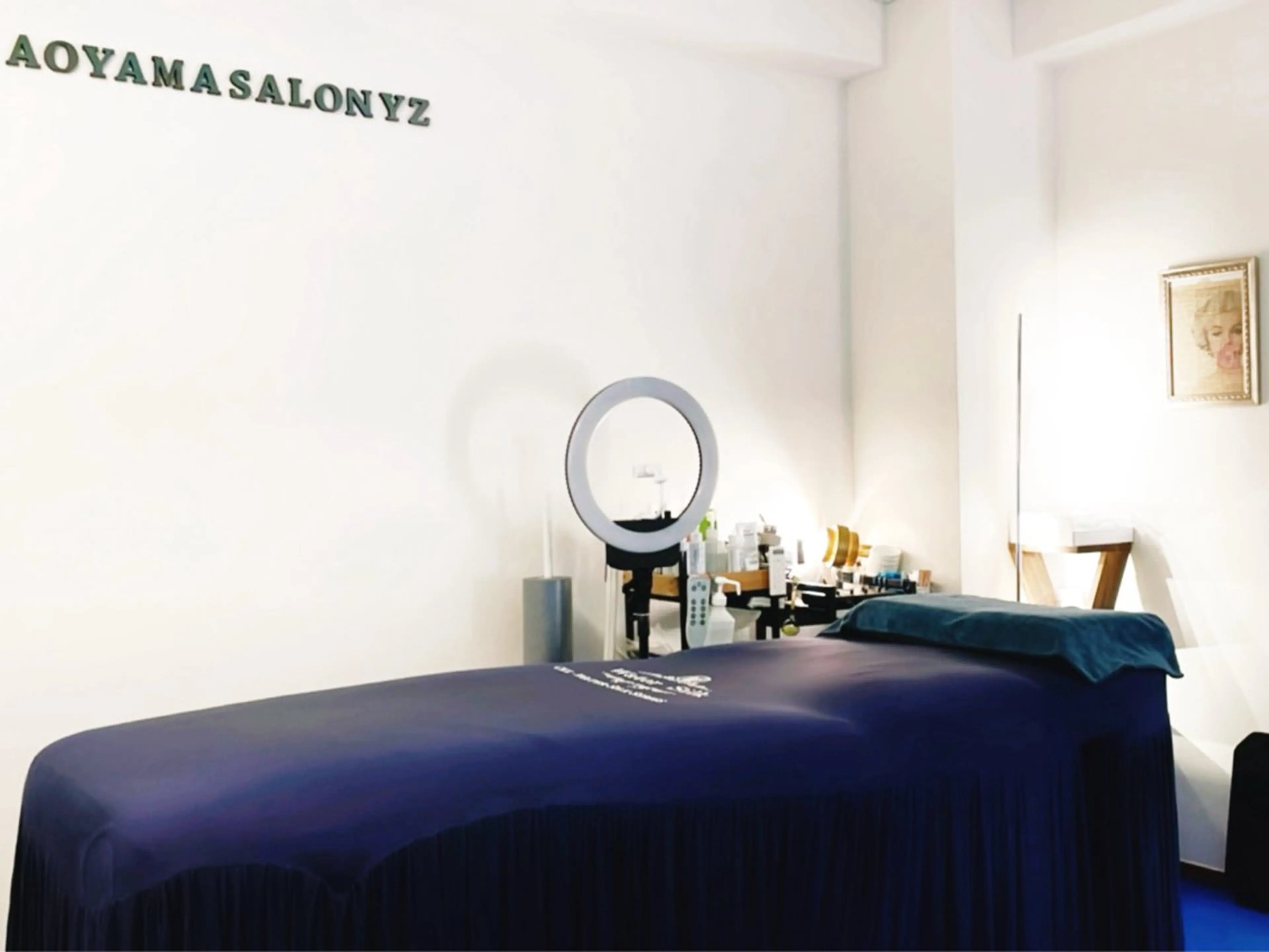 撮影モデル 小顔美容鍼専門サロン 渋谷YZのエステ・リラクイメージ