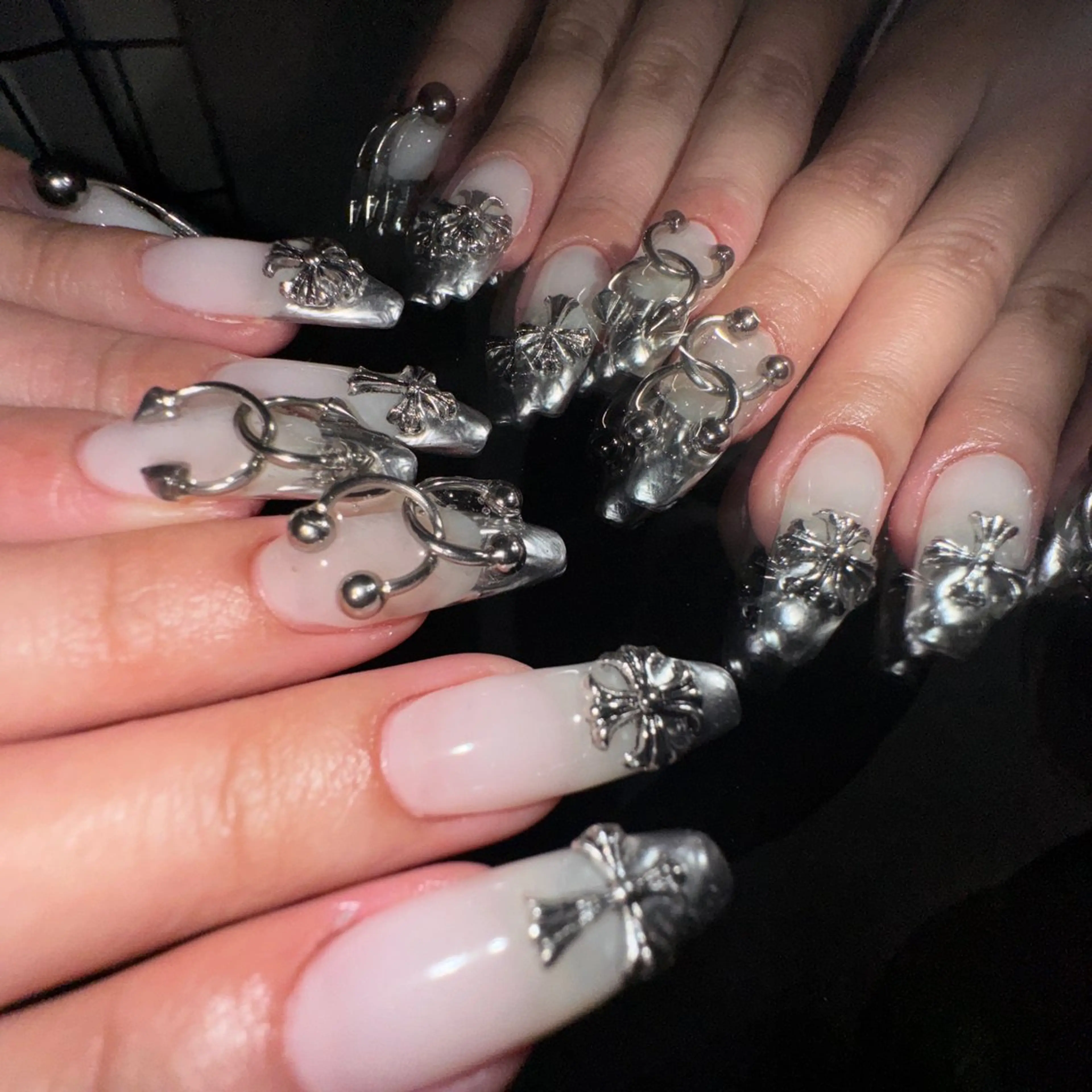 ネイル ハンドネイル WOL TOKYO YUURIのネイルデザイン