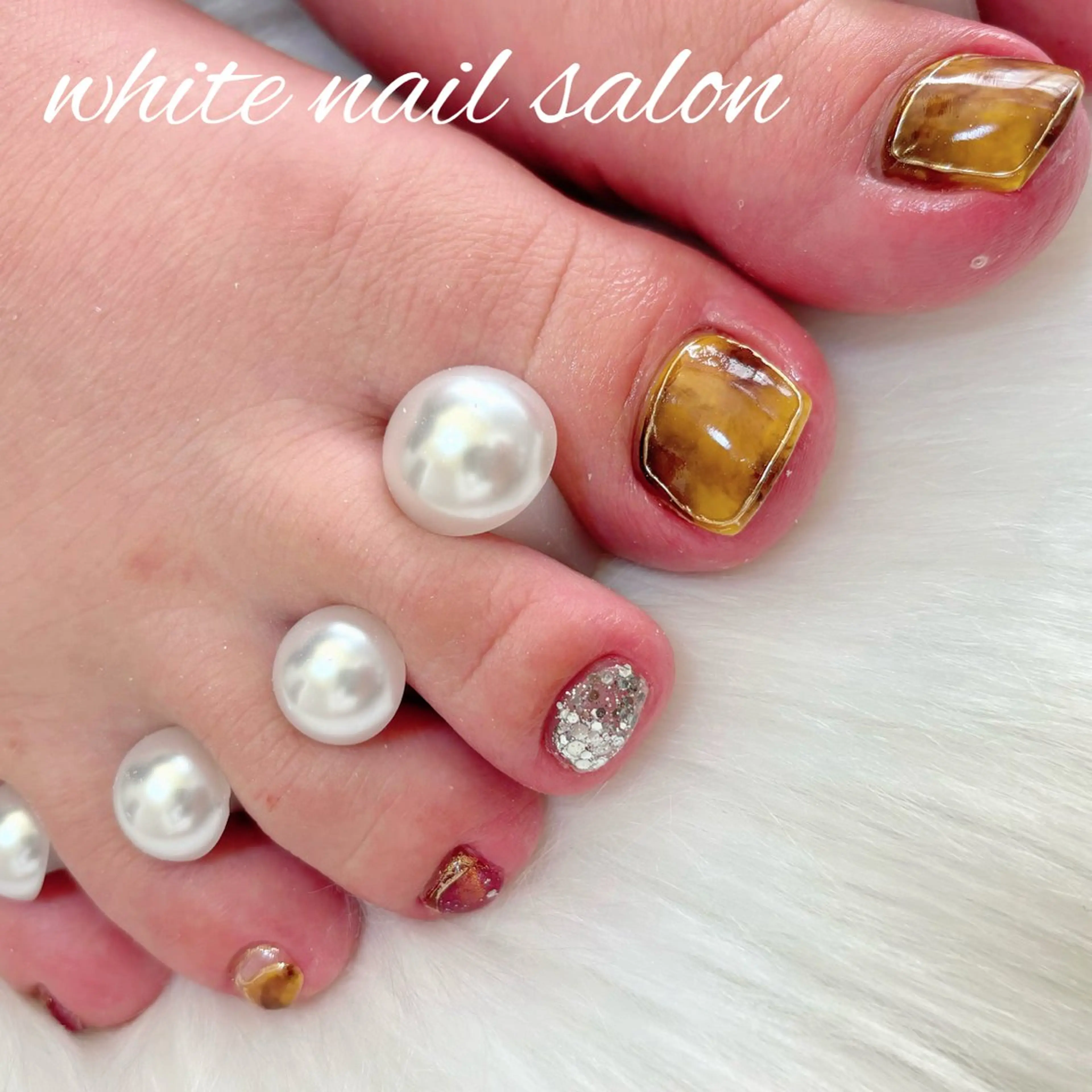 ネイル フットネイル フットネイル white nail salonのネイルデザイン