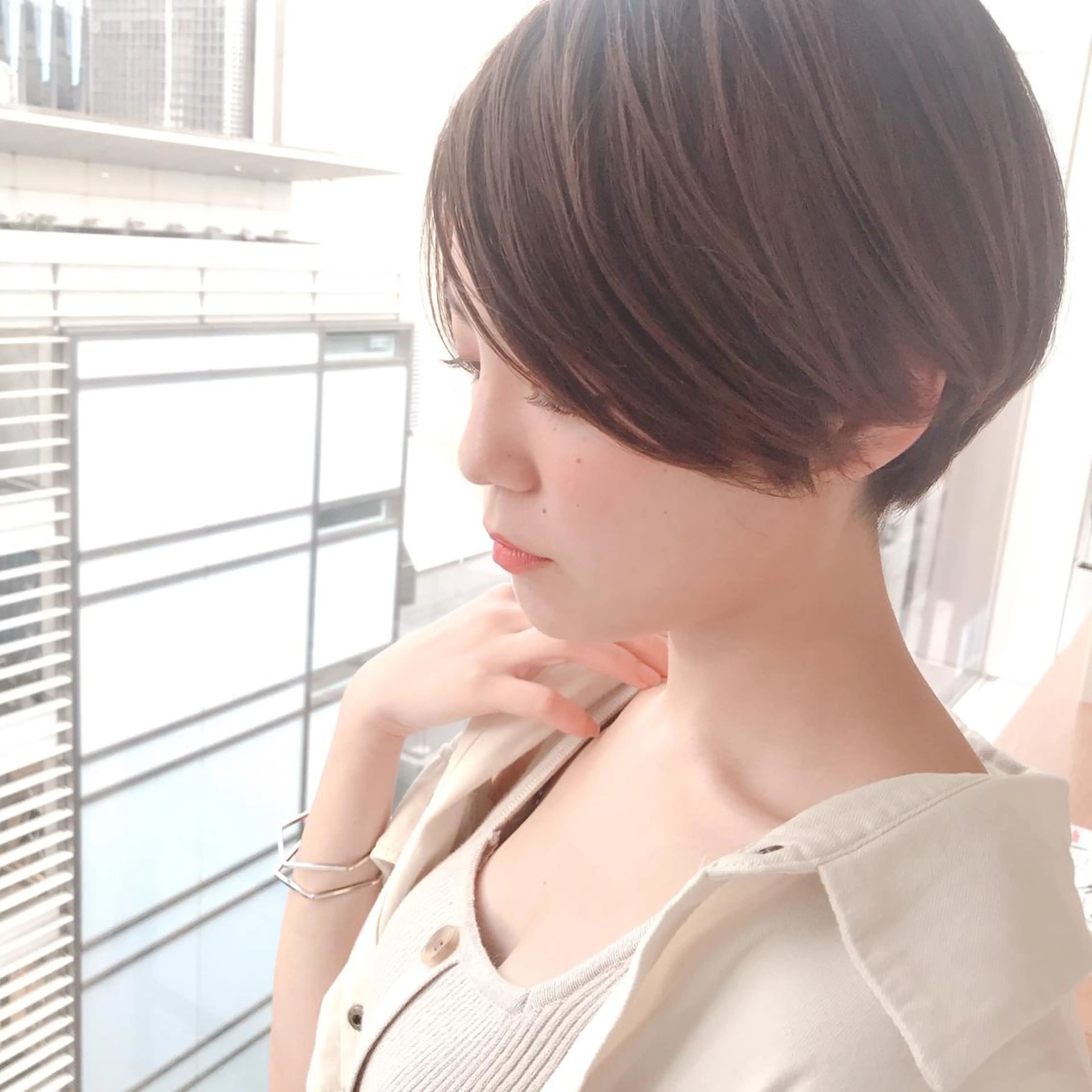 ショート カット ヘアカラー トリートメント イメチェンカット✂️ 錦糸町佐藤店長のヘアスタイル