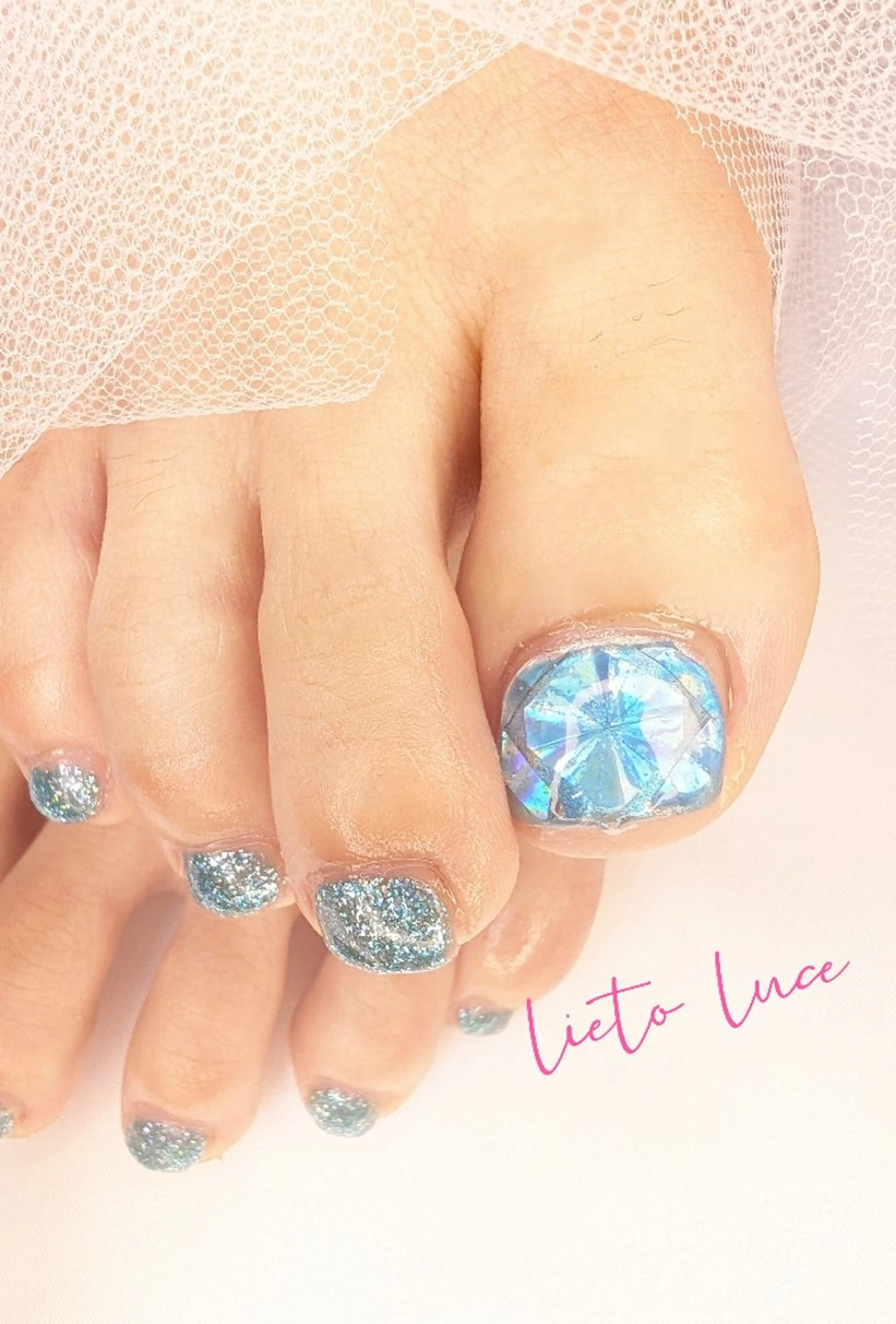 ネイル キラキラネイル ぷっくりネイル フットネイル lieto luce Yukaのネイルデザイン