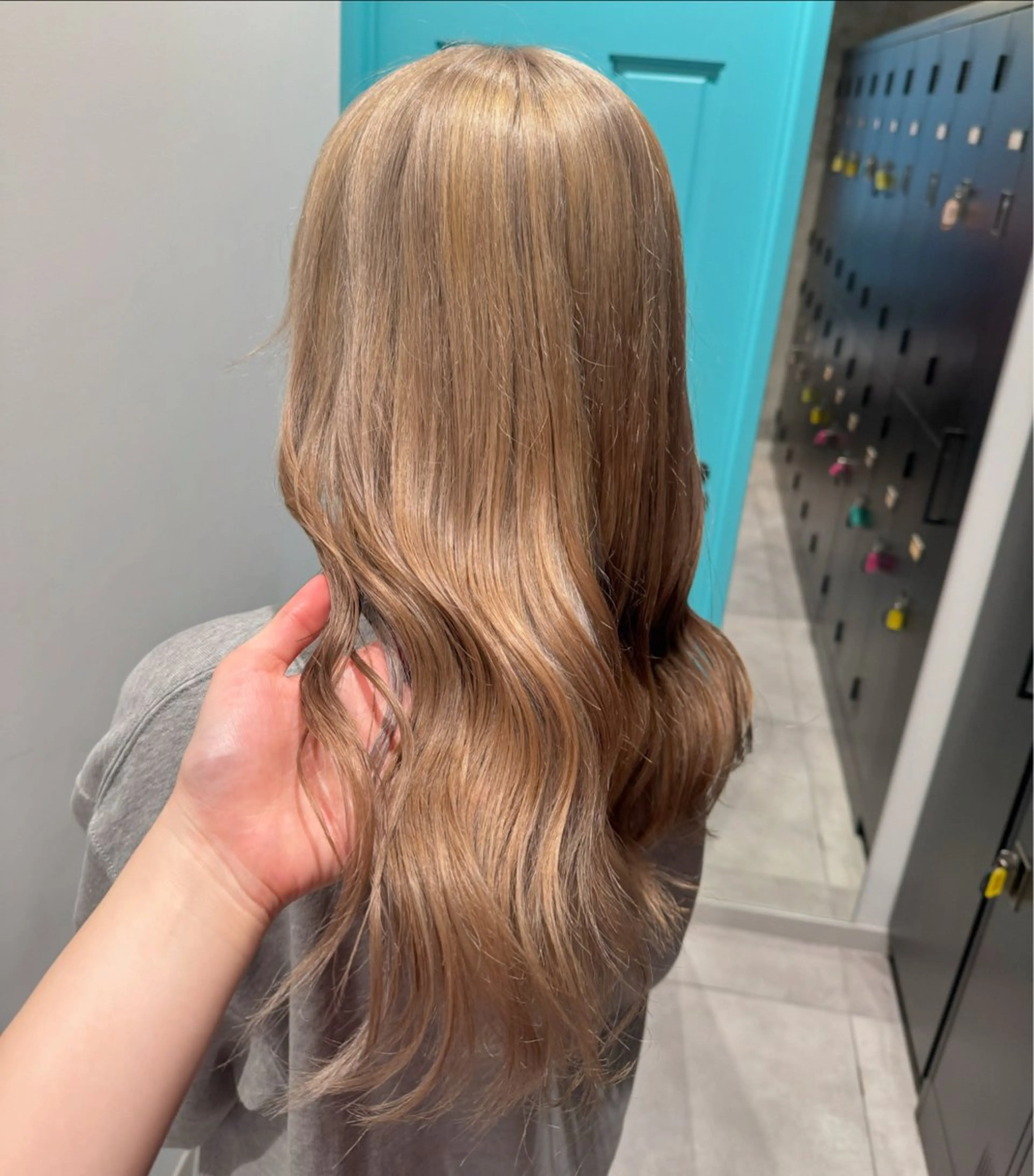 カラー ヘアカラー 韓国ヘア AINA🐱のヘアスタイル