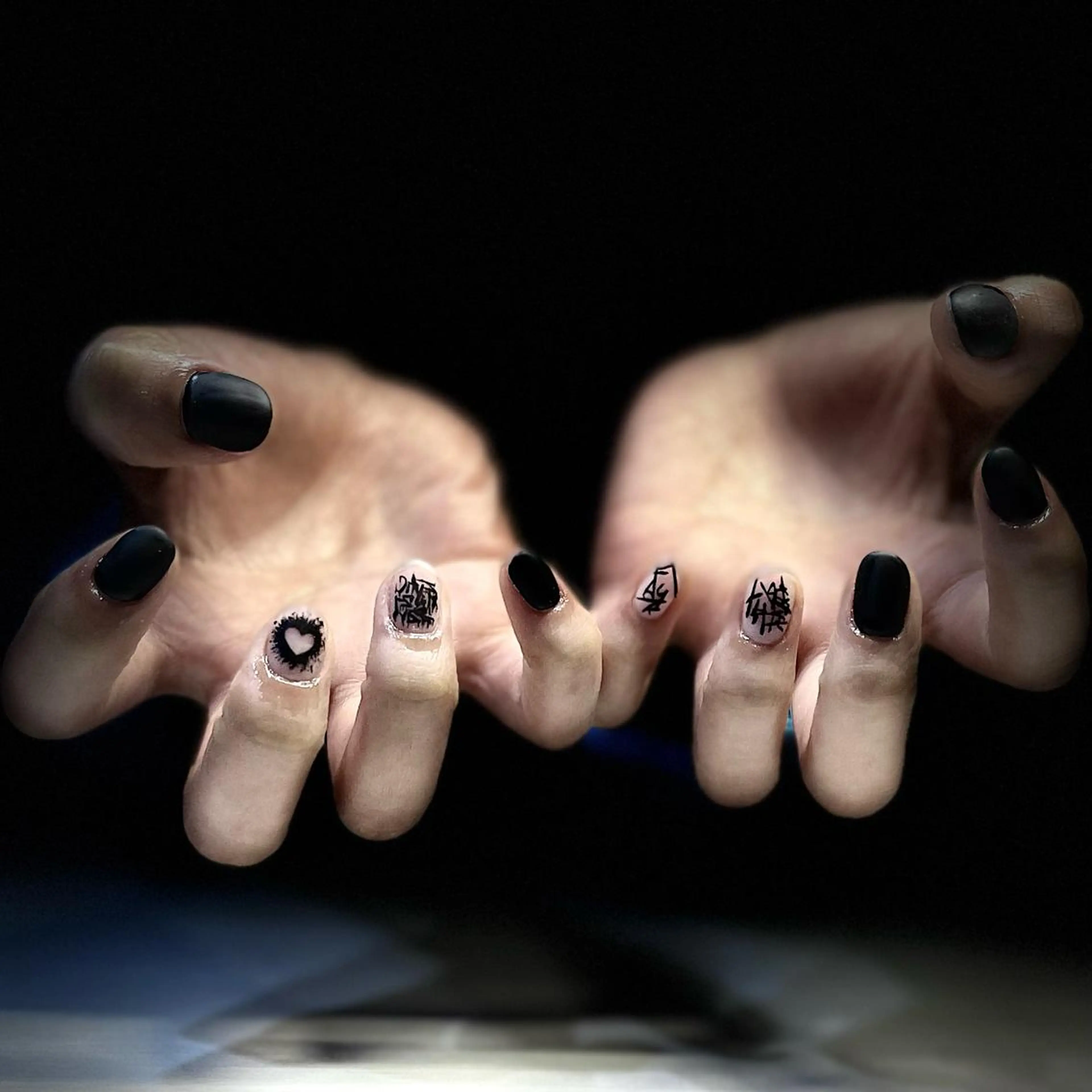 メンズ ネイル メンズ韓国風 アートネイル クリアネイル フレンチネイル ジェルネイル ハンドネイル 🐕‍🦺Yappy 💗A-tanのネイルデザイン