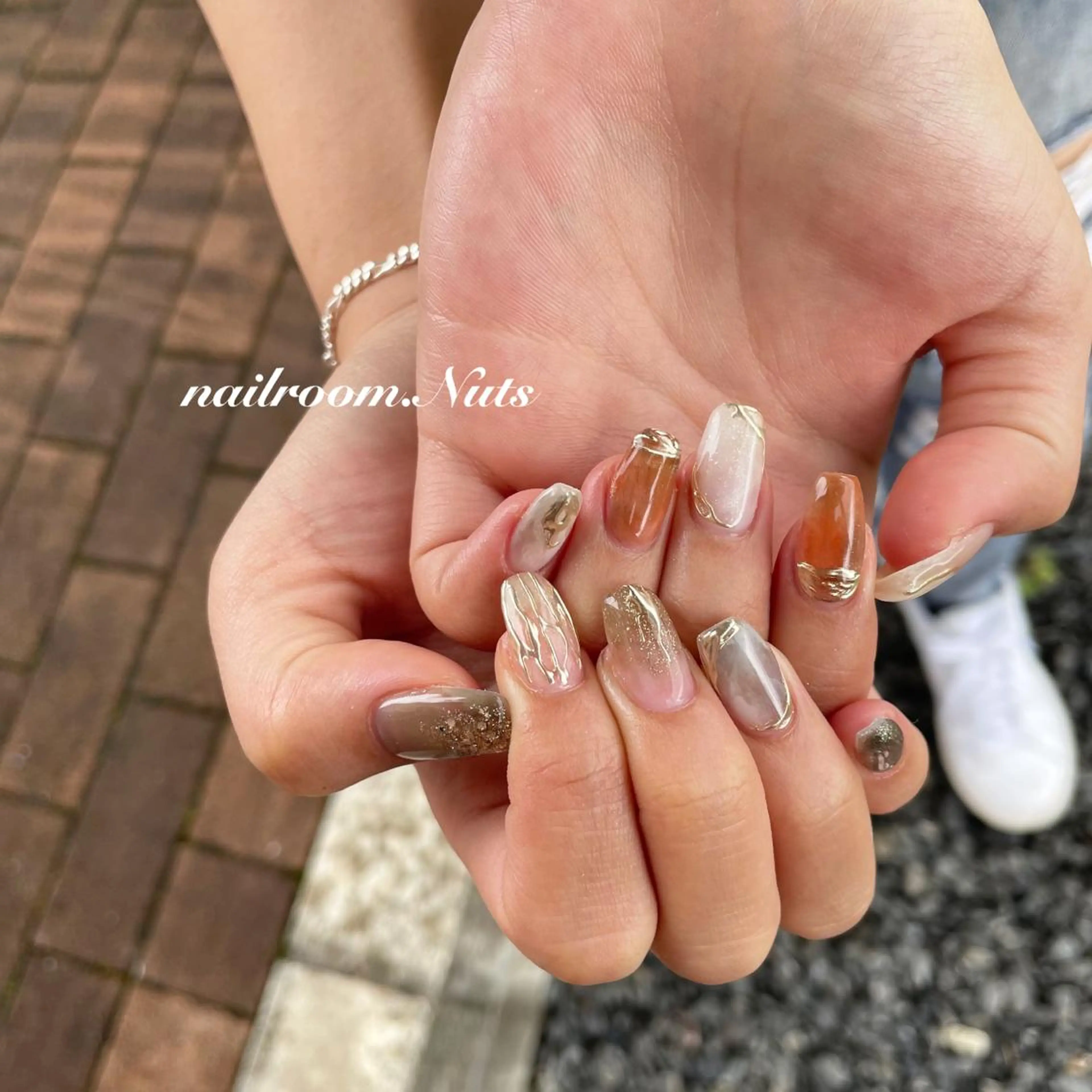 ネイル ハンドネイル nailsalon Nutsのネイルデザイン