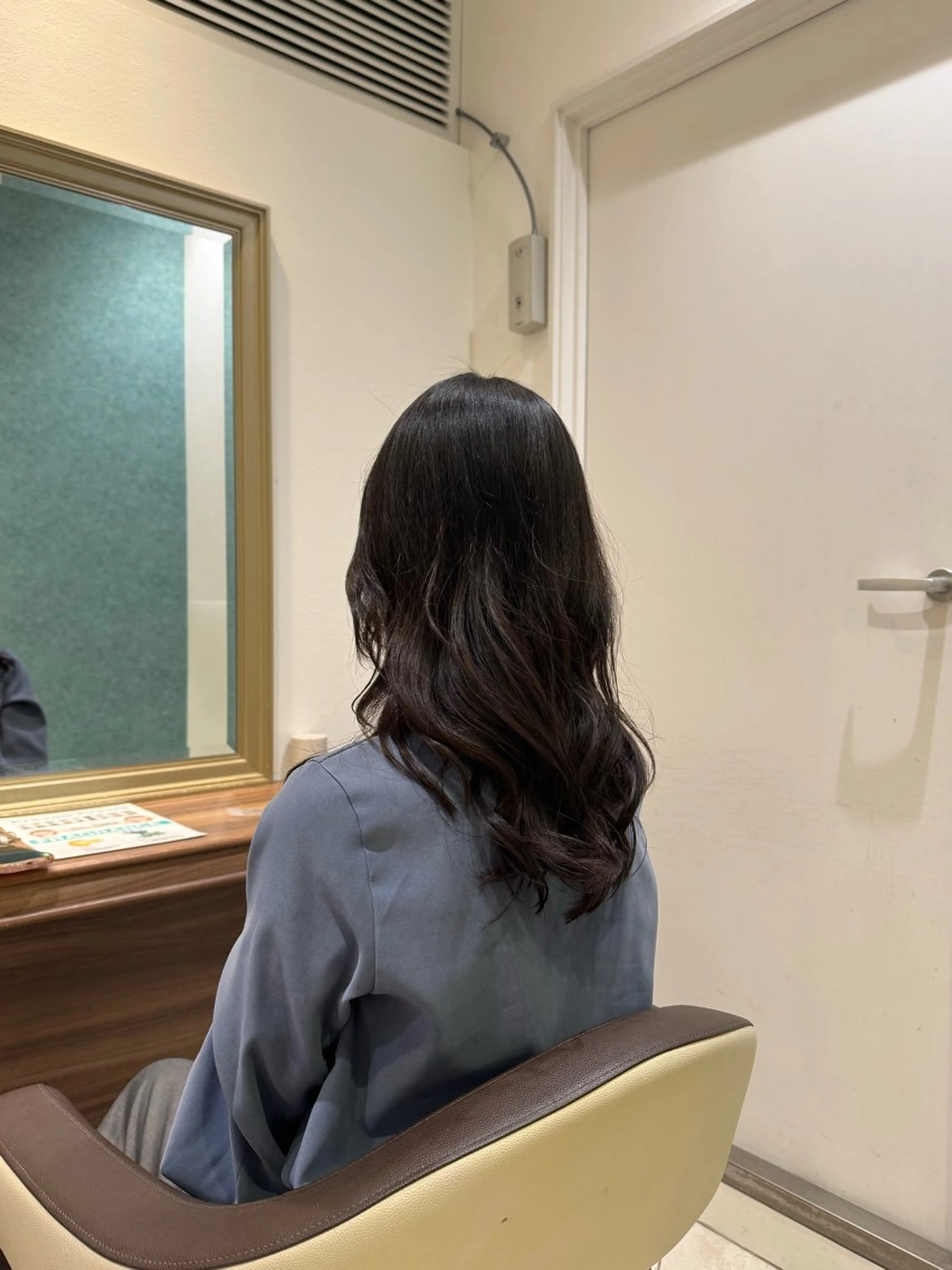 セミロング ﾃﾞｻﾞｲﾝｶﾗｰ Mirutayaのヘアスタイル