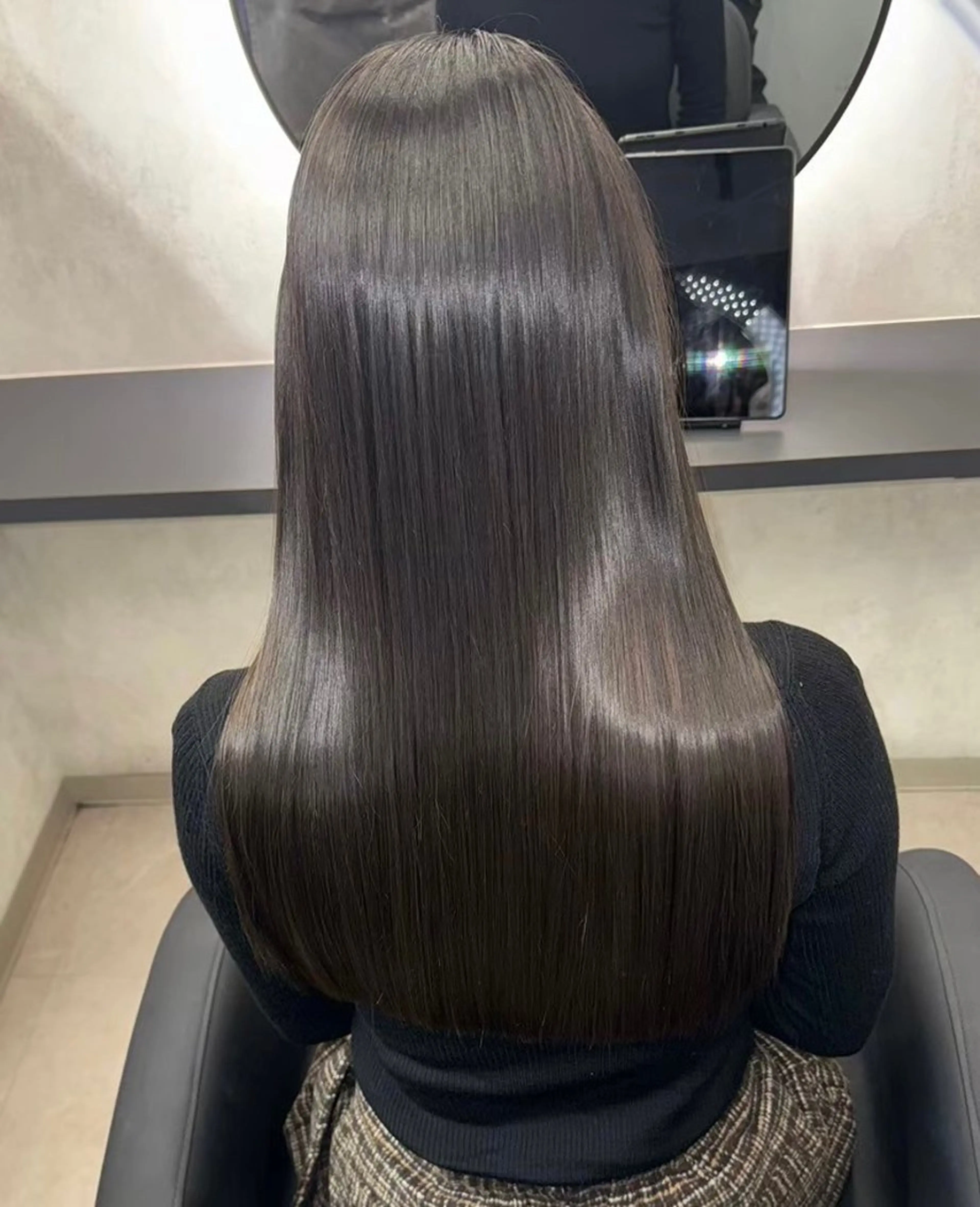 ロング ハイトーン/レイヤー カット岩田健斗/新宿のヘアスタイル