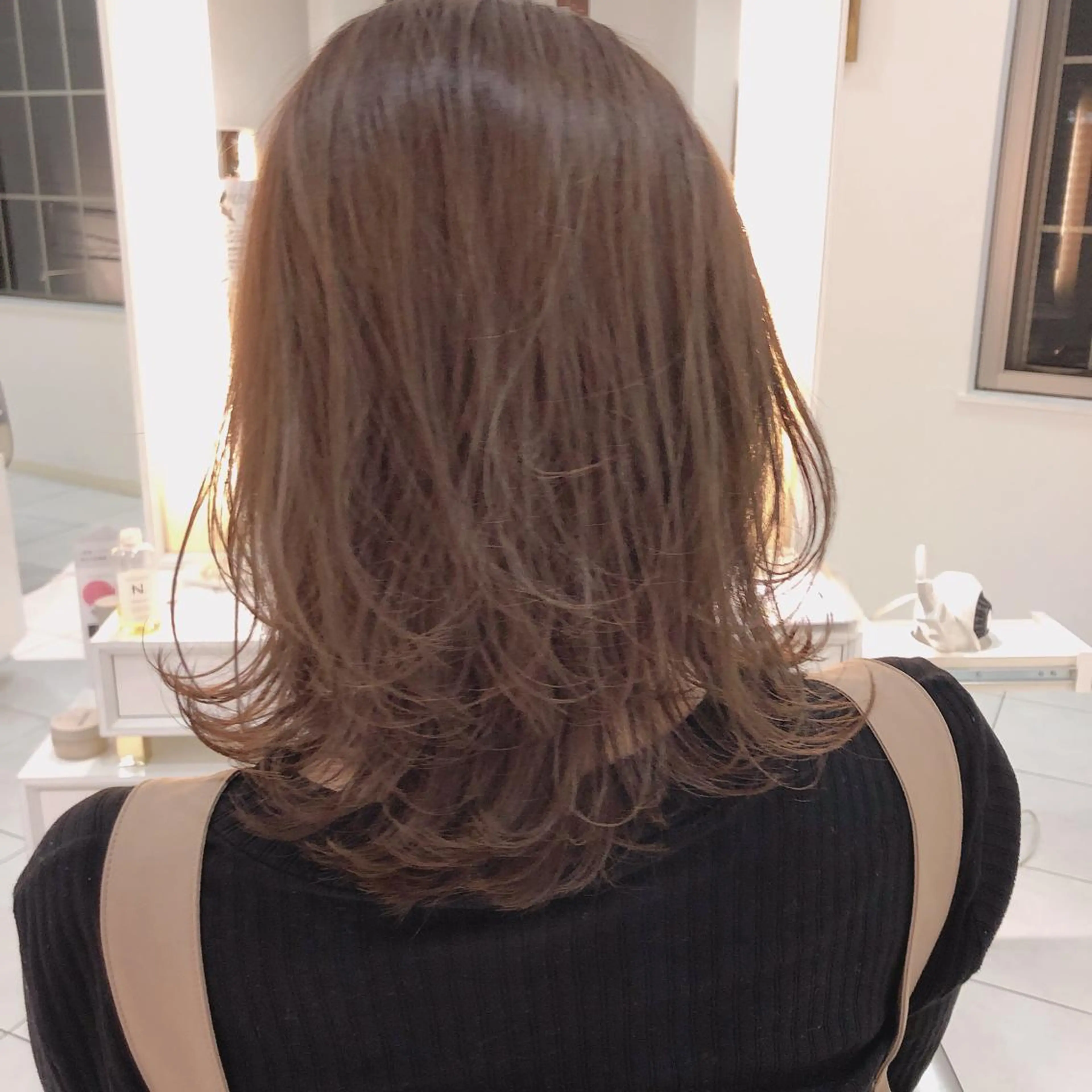 ミディアム 店長/mao/ 前髪/顔周りカットのヘアスタイル