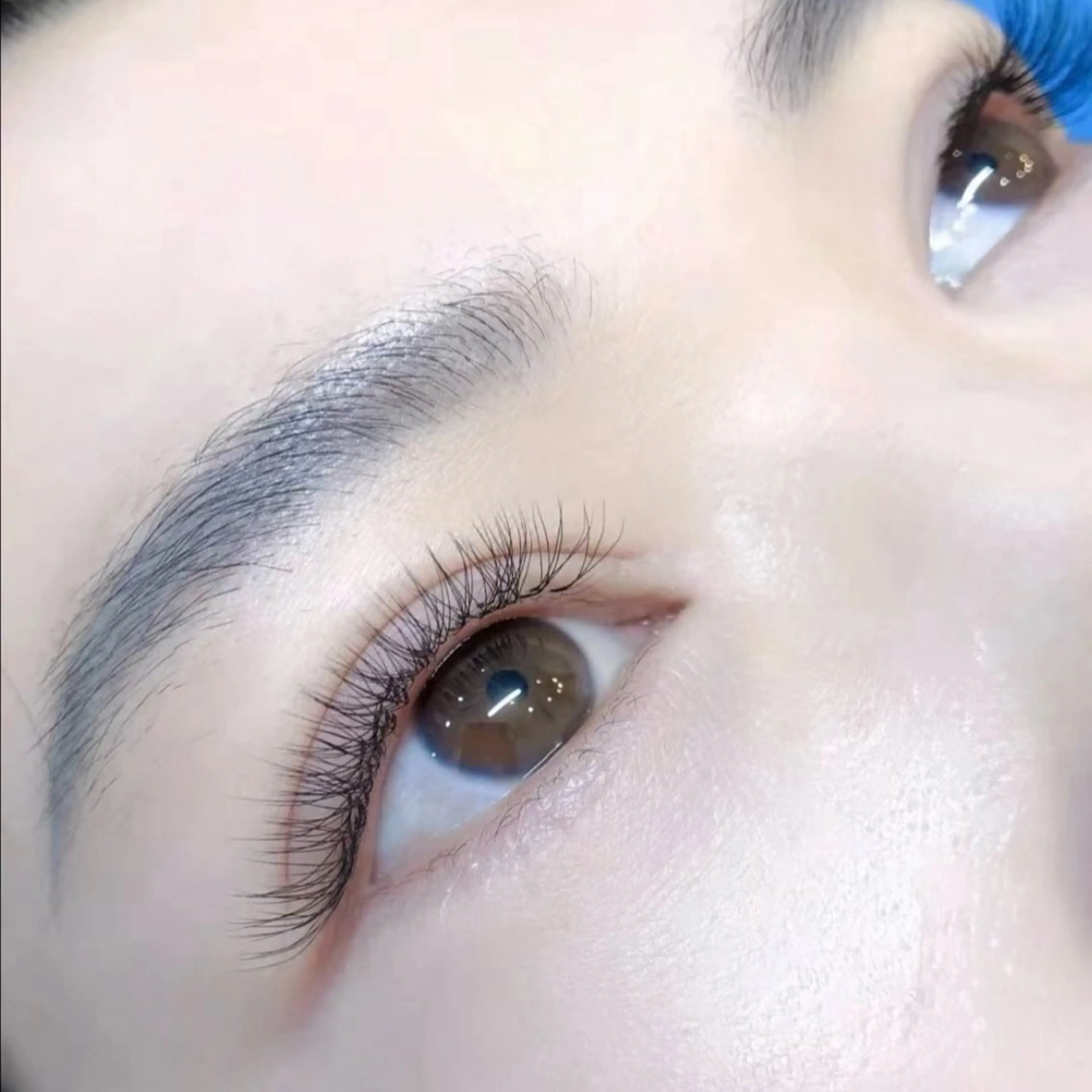 マツエク・マツパ 束感まつ毛 カラーマツエク フラットラッシュ パリジェンヌラッシュリフト まつげパーマ H eraのマツエク・マツパデザイン