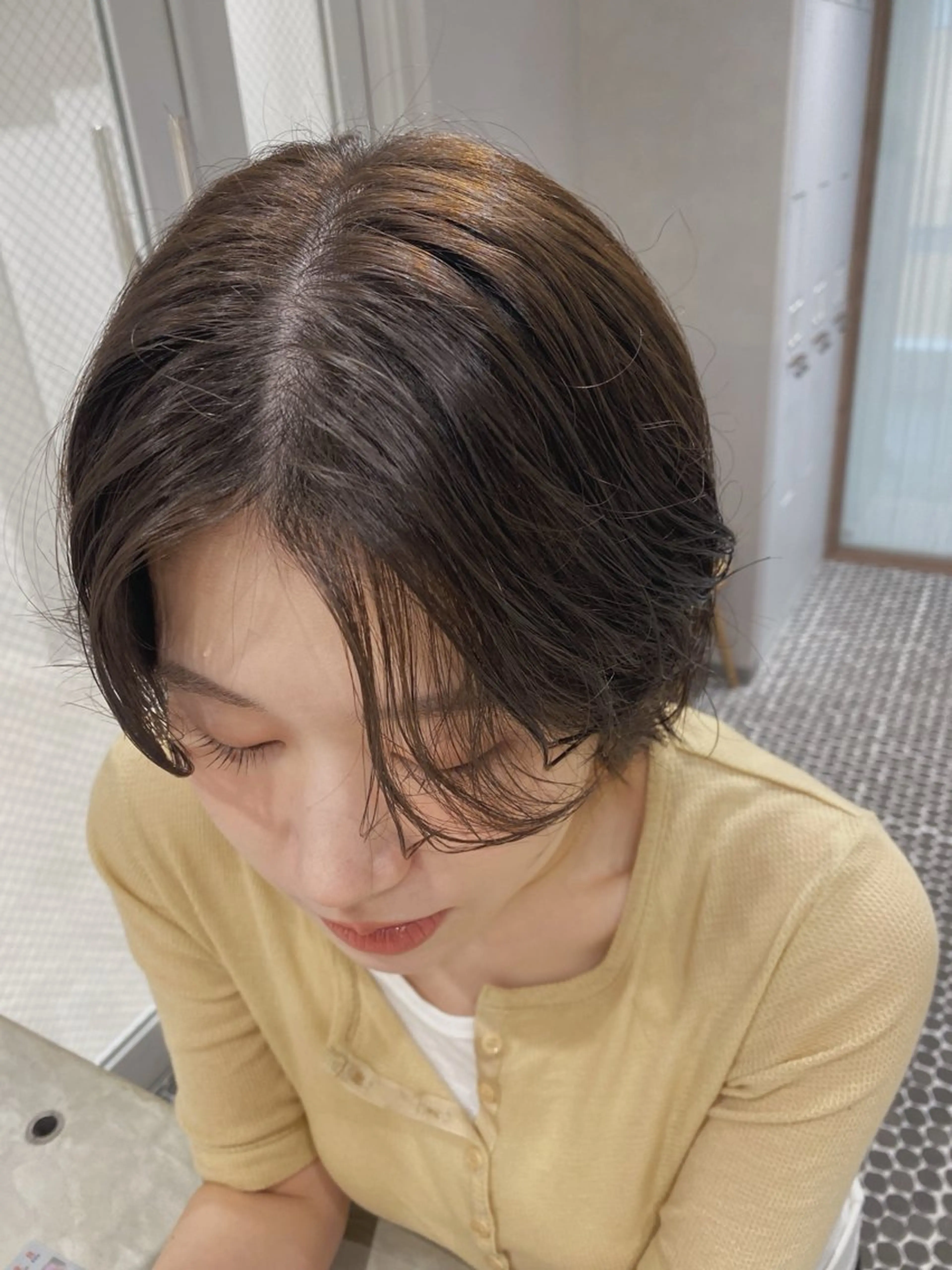 ミディアム カラー ブラウンカラー オリーブブラウン カット ヘアカラー トリートメント SALOWIN 栄3丁目店所属・砂原 ひよりのヘアスタイル