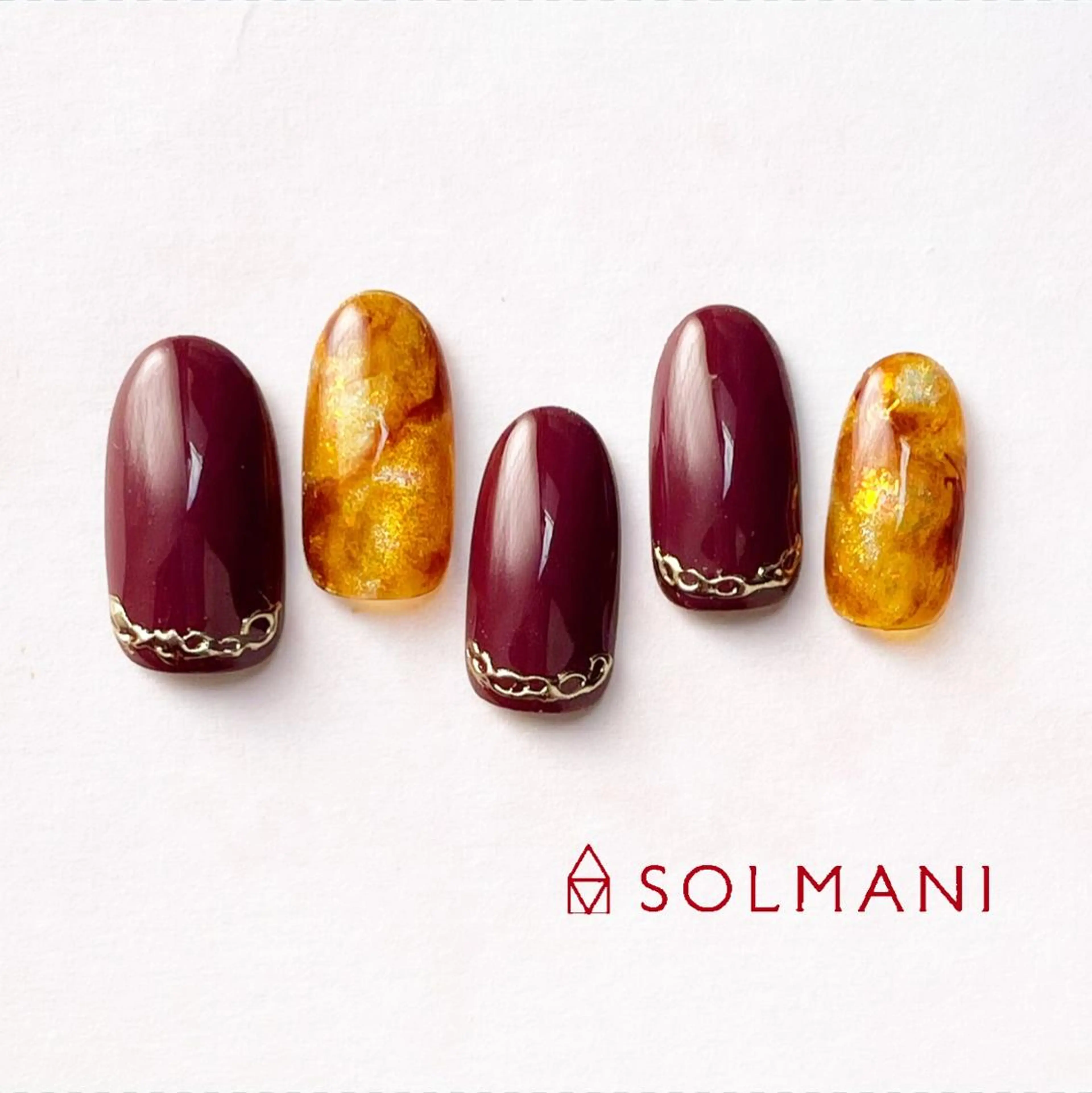 ネイル べっ甲ネイル マグネットネイル SOLMANI 予約担当のネイルデザイン