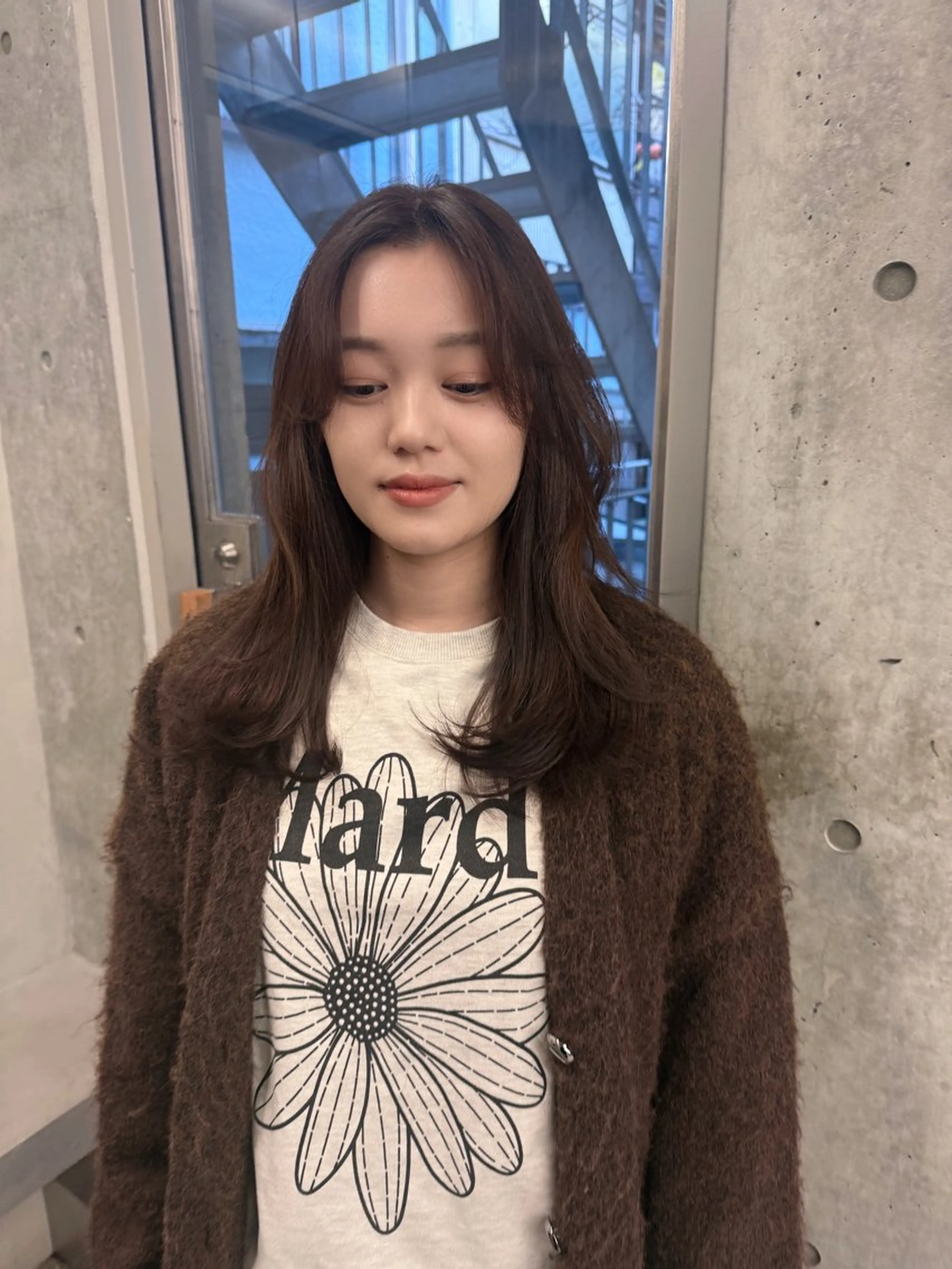 ロング カラー ロングレイヤー アッシュ ベージュカラー ブリーチ 透明感カラー カット ヘアカラー トリートメント 誰よりも丁寧なカット 🍀小林輝のヘアスタイル