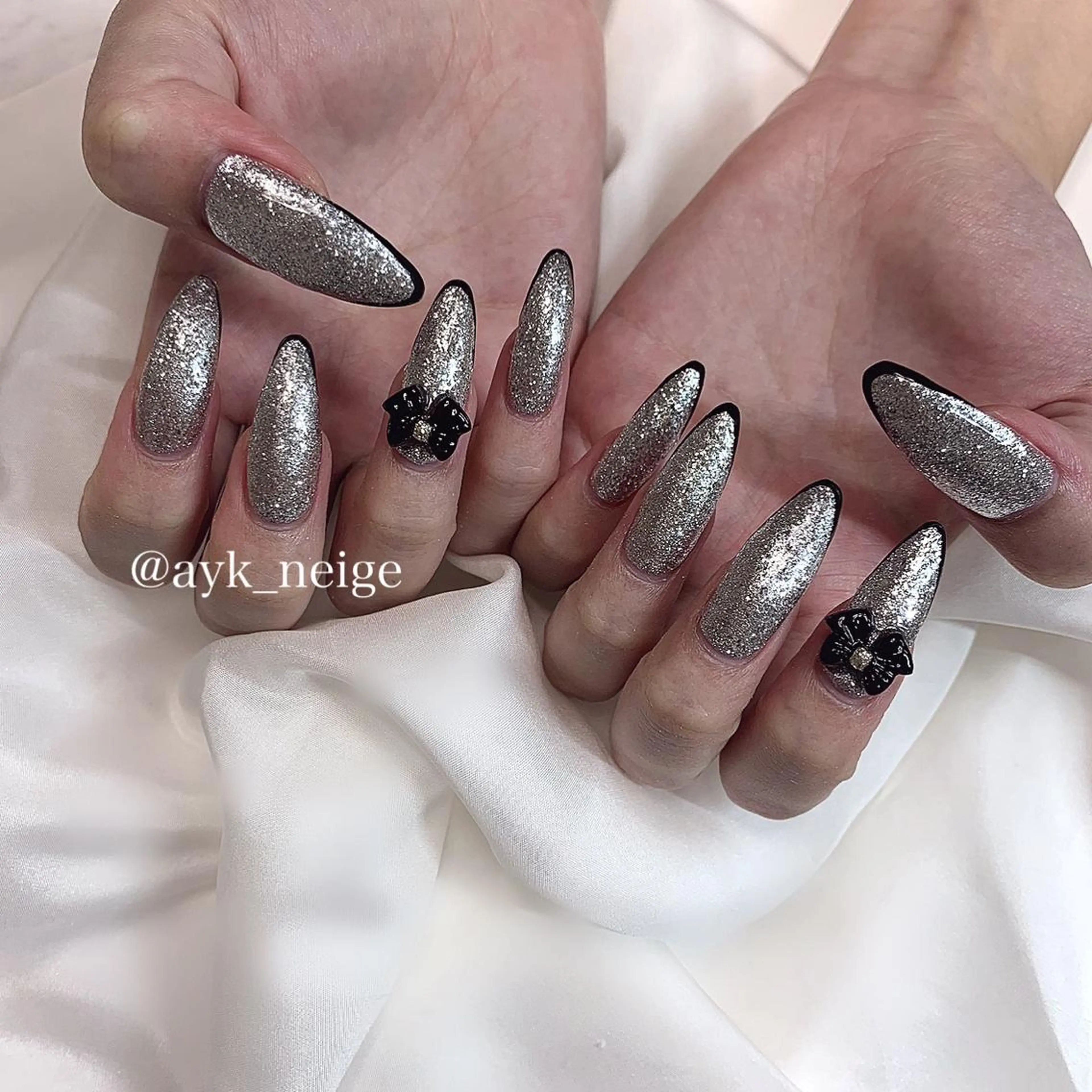 ネイル オーロラネイル フットネイル ハート キラキラネイル 韓国ネイル n'eige nail所属・大谷 綾香のネイルデザイン