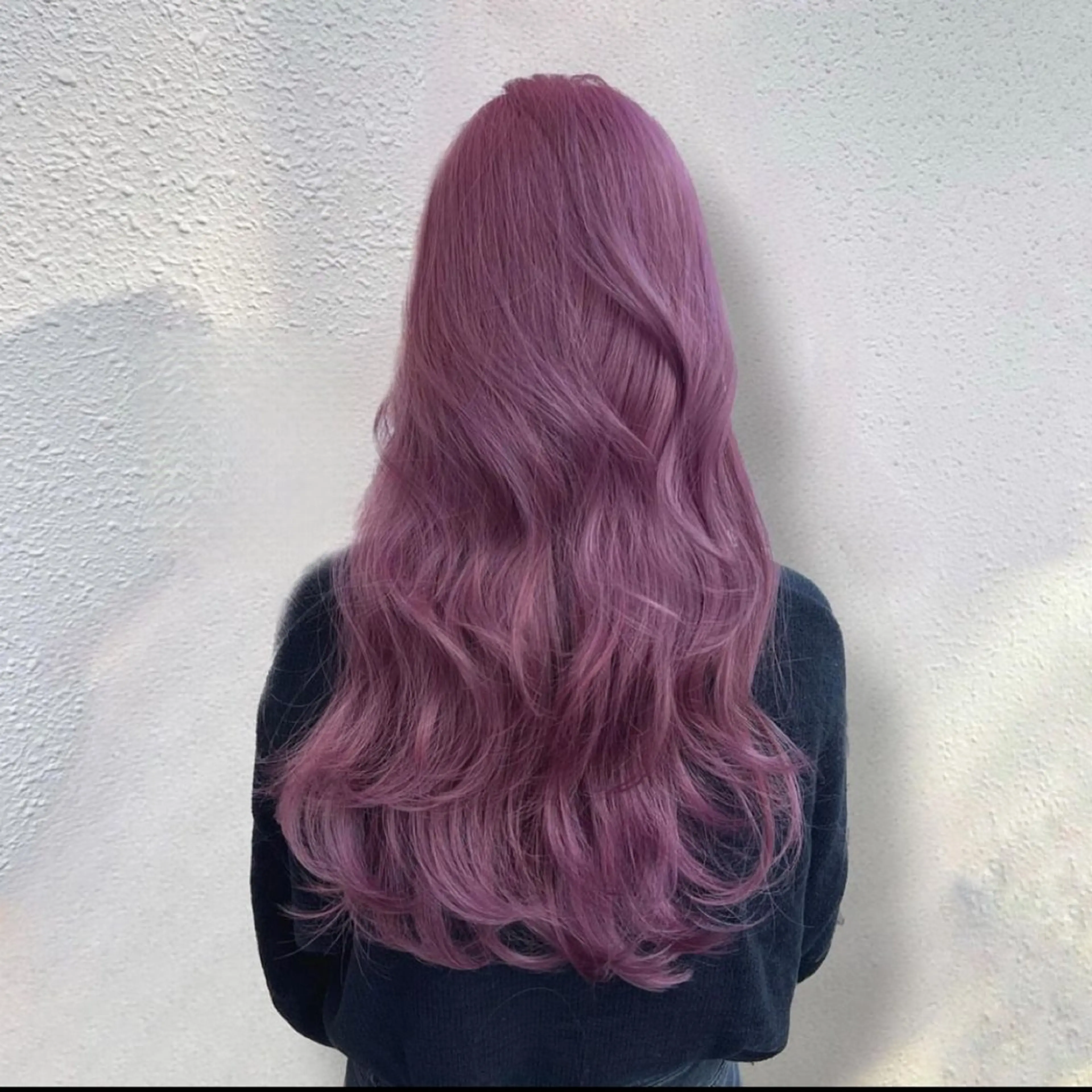 ミディアム カラー ヘアアレンジ ブリーチ ハイトーンカラー ラベンダーカラー ラベンダーピンク ピンクカラー ヘアカラー トリートメント 🌟🍒ハイトーン 韓国ヘア/ユウミのヘアスタイル