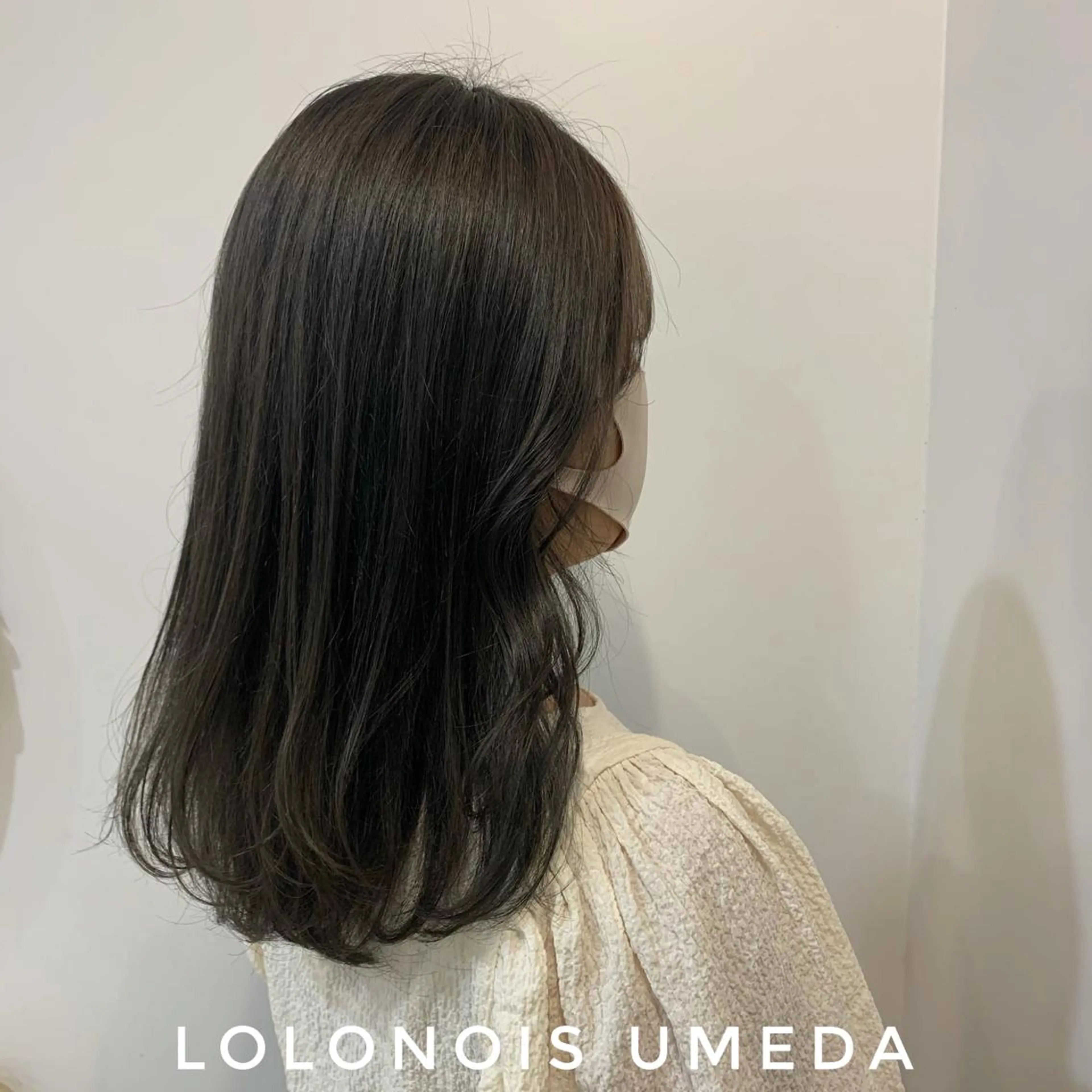 セミロング カラー ダークグレー ダークグレージュ グレージュ トリートメント Lolonois梅田 /Okazaki:)のヘアスタイル
