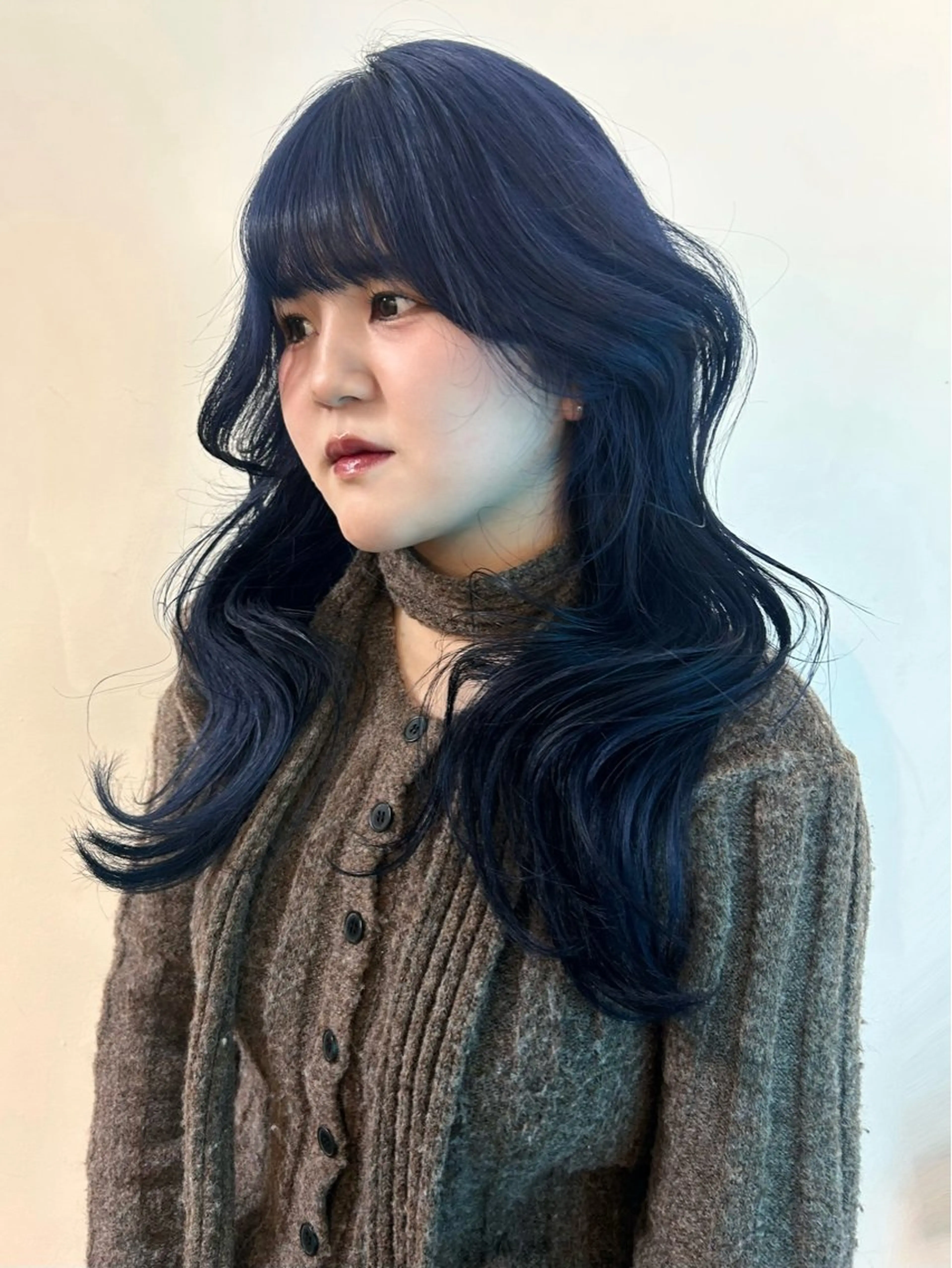 ミディアム カラー ヘアカラー 🌟暖色系ハイトーン 🌟AIのヘアスタイル