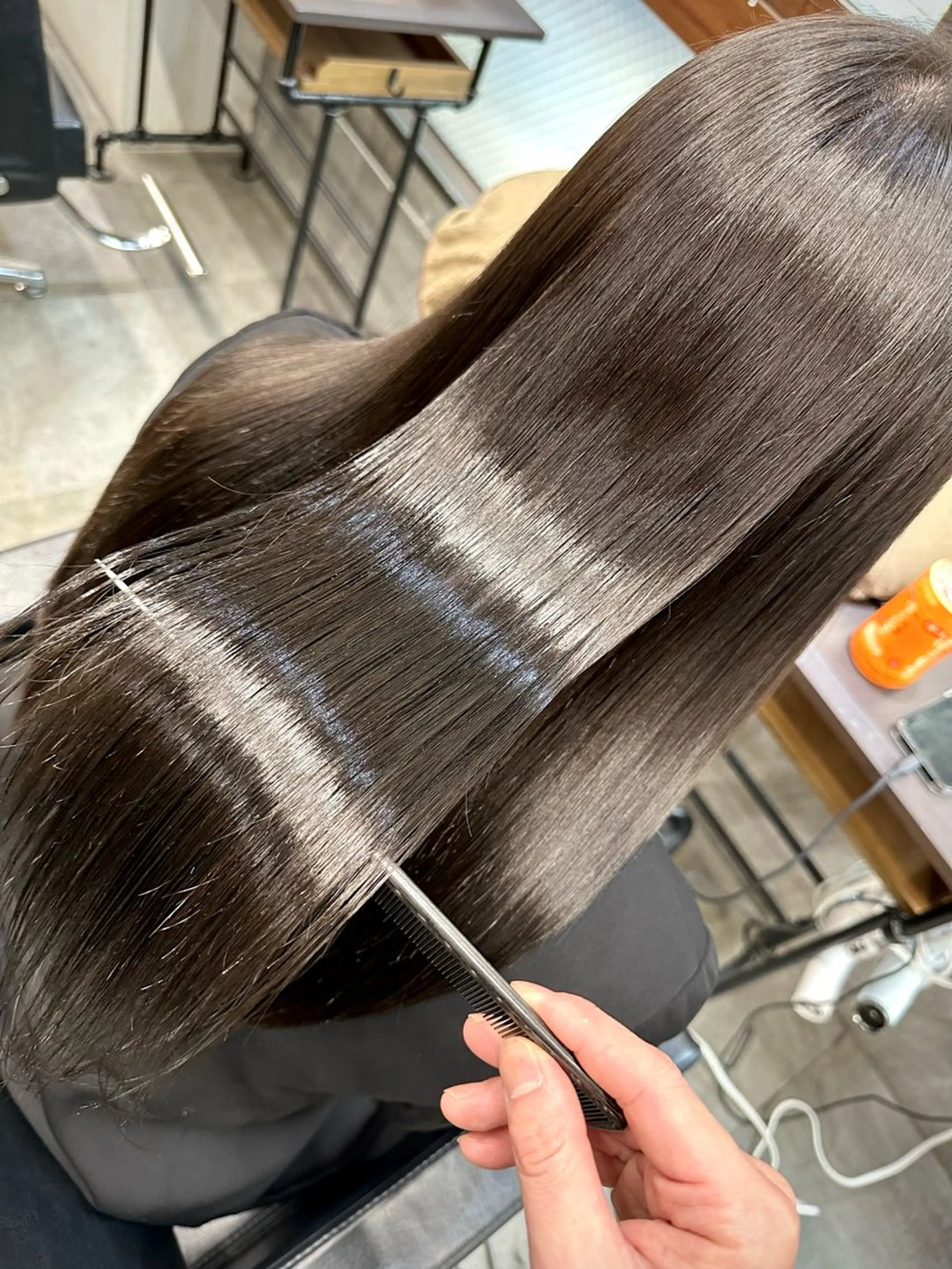 【人気No.1】カット＋艶髪エステカラー＋4ステップトリートメントの写真