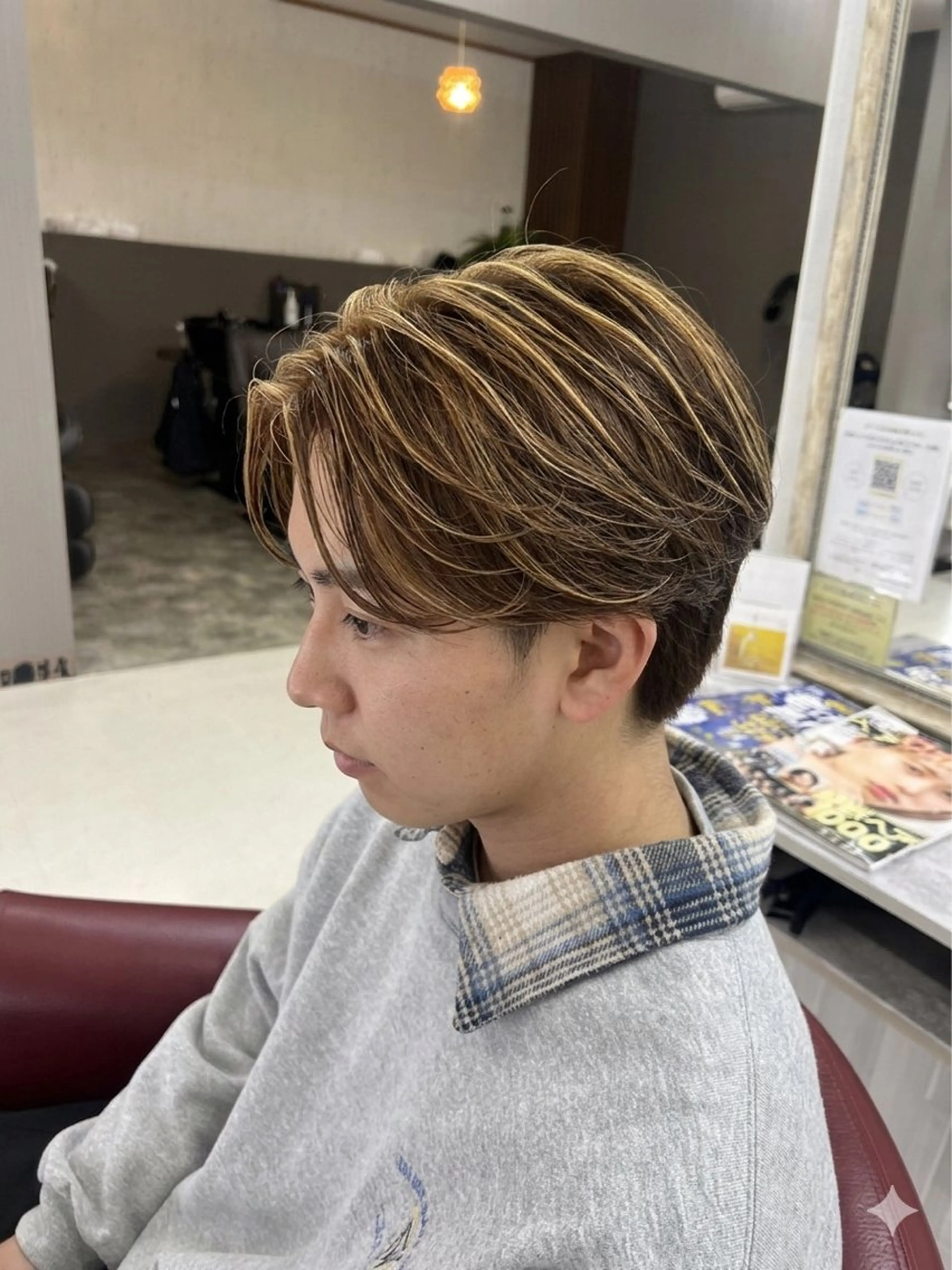 ショート カラー メッシュ KEN 🌟のヘアスタイル