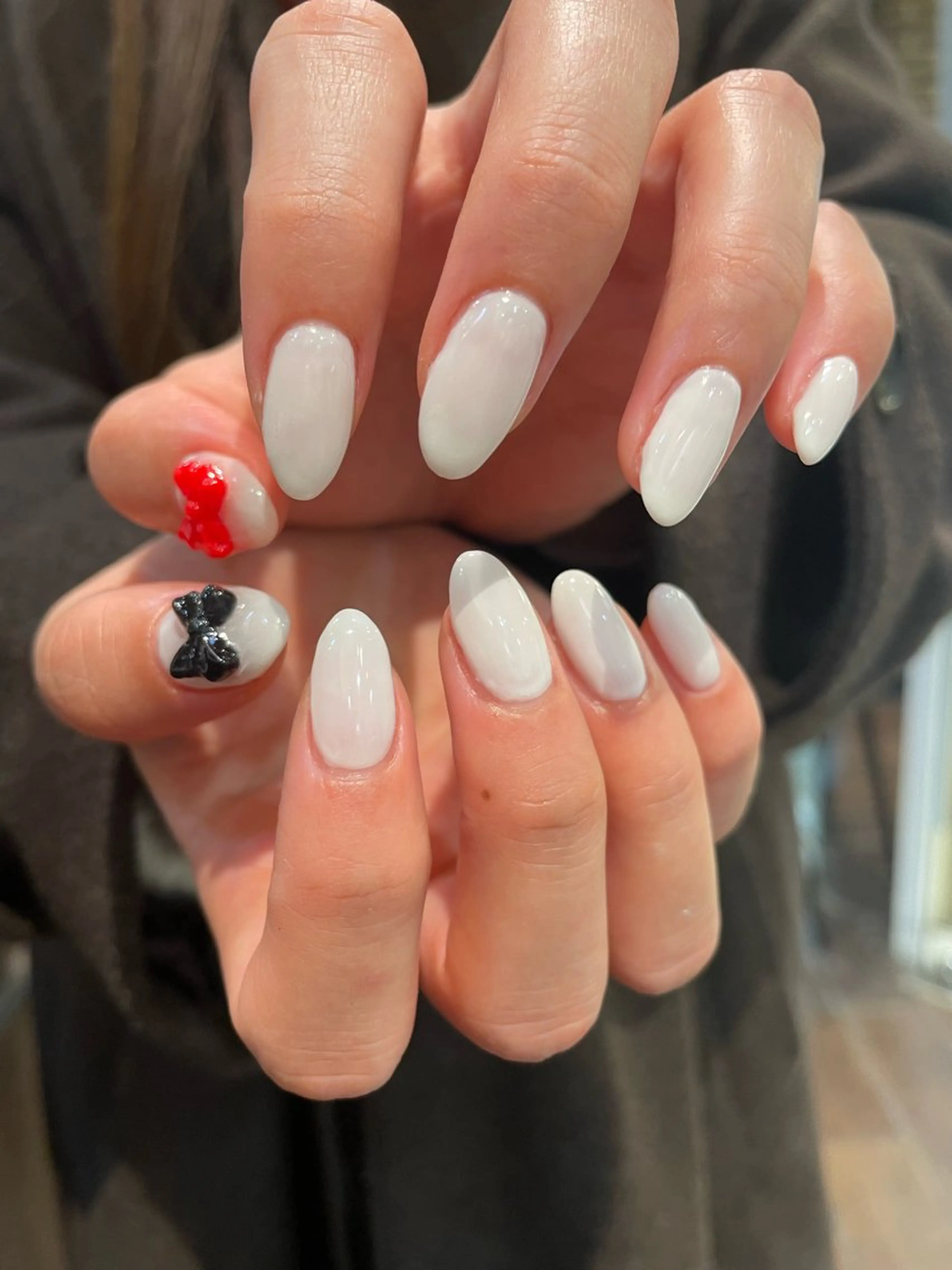 ネイル るか/透明感 カラー/アレンジのヘアスタイル