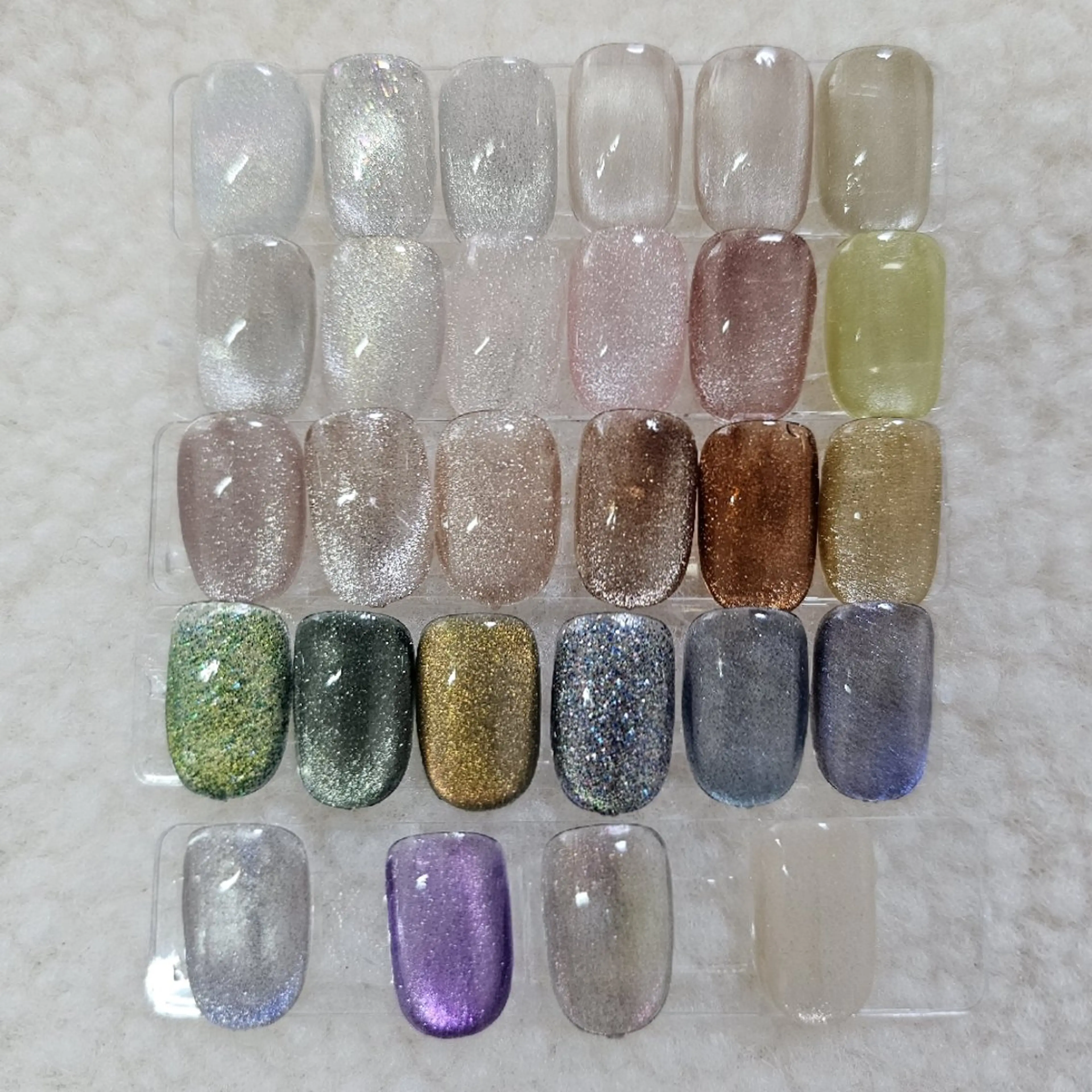 ネイル 氷ネイル・うるうるネイル キラキラネイル milla. MAHOのネイルデザイン