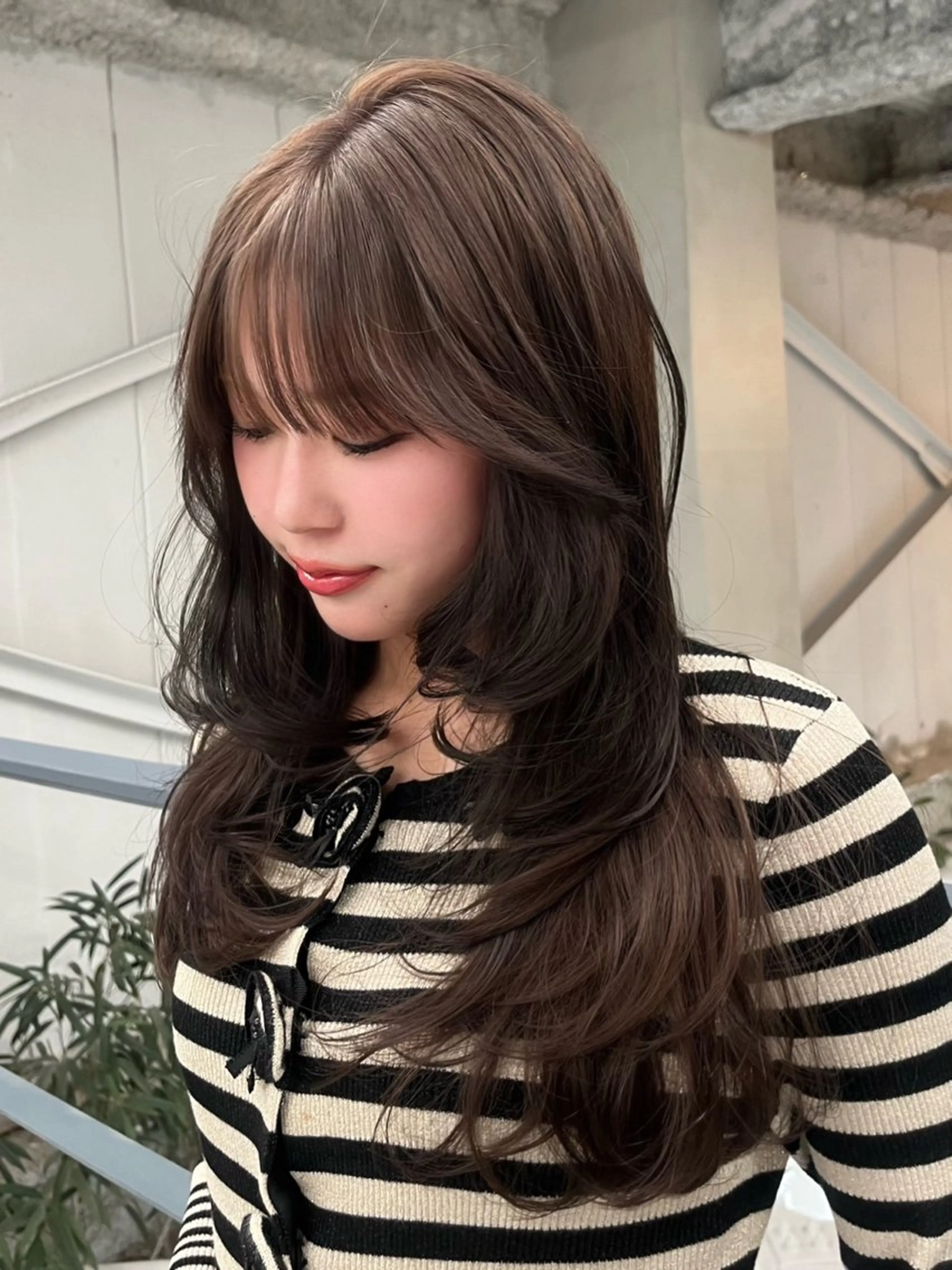 ロング カット ヘアカラー トリートメント Fev AYAHAのヘアスタイル