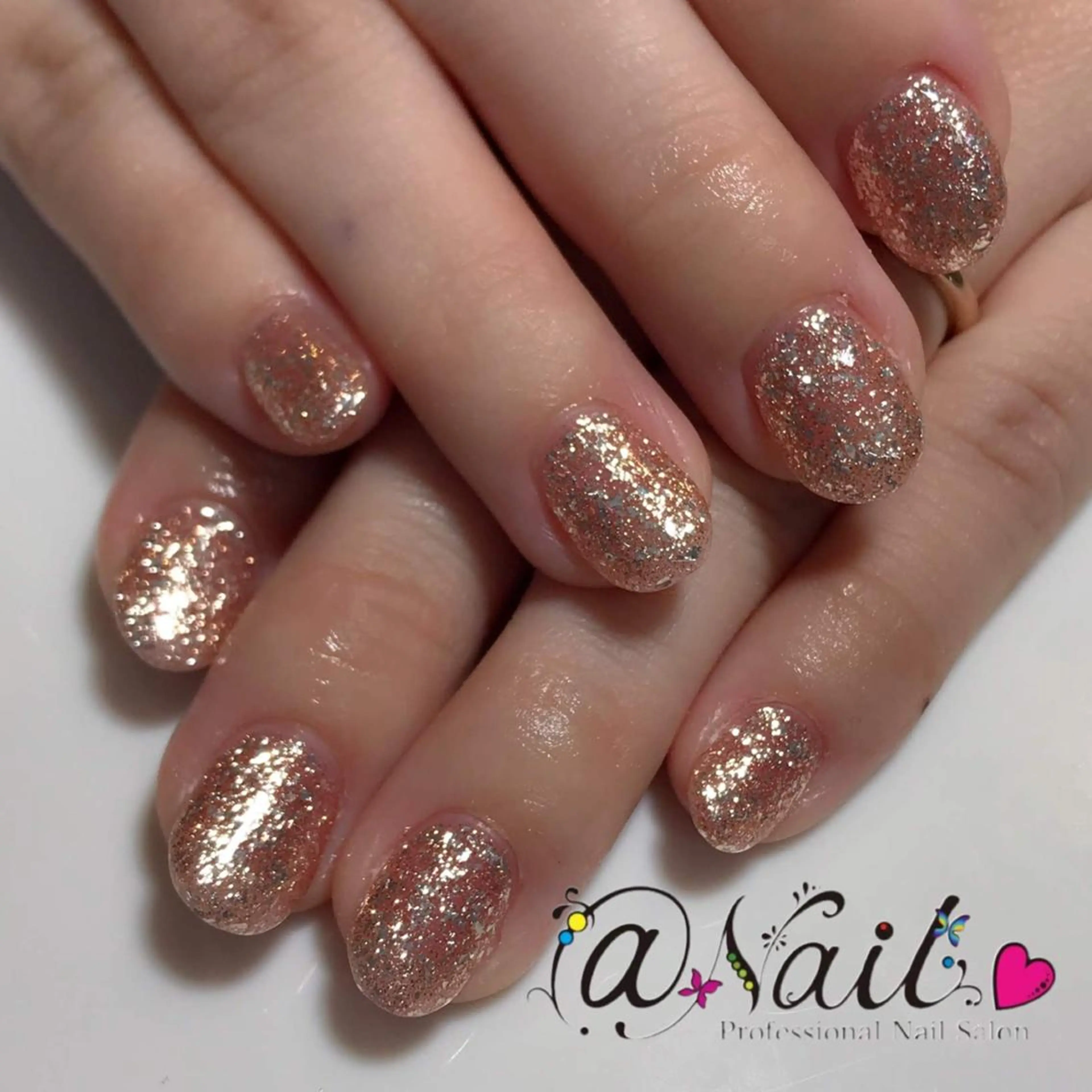 ネイル 小尾 栞のネイルデザイン