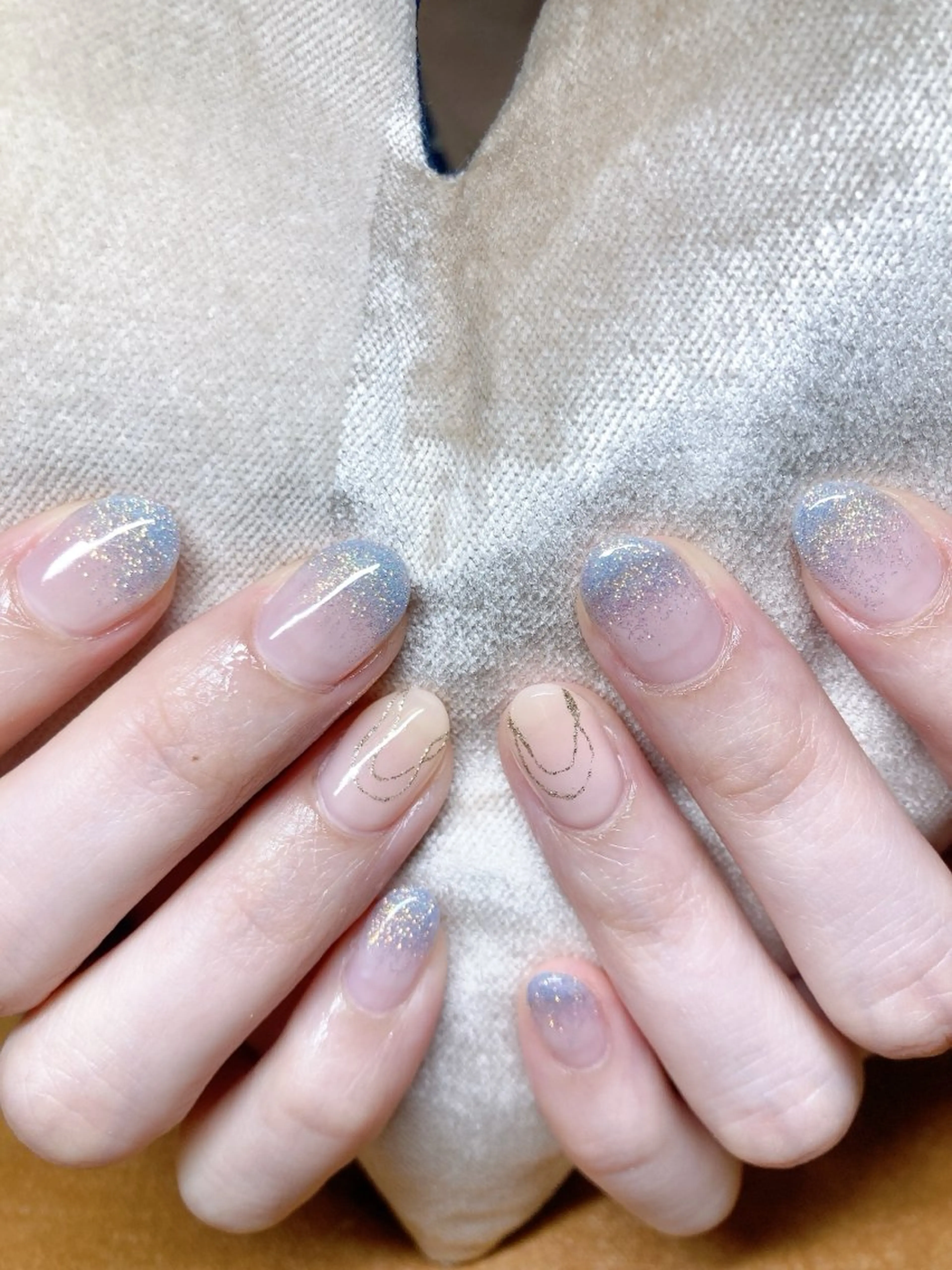 ネイル ECLAT エクラ所属・寺山 千鶴のネイルデザイン