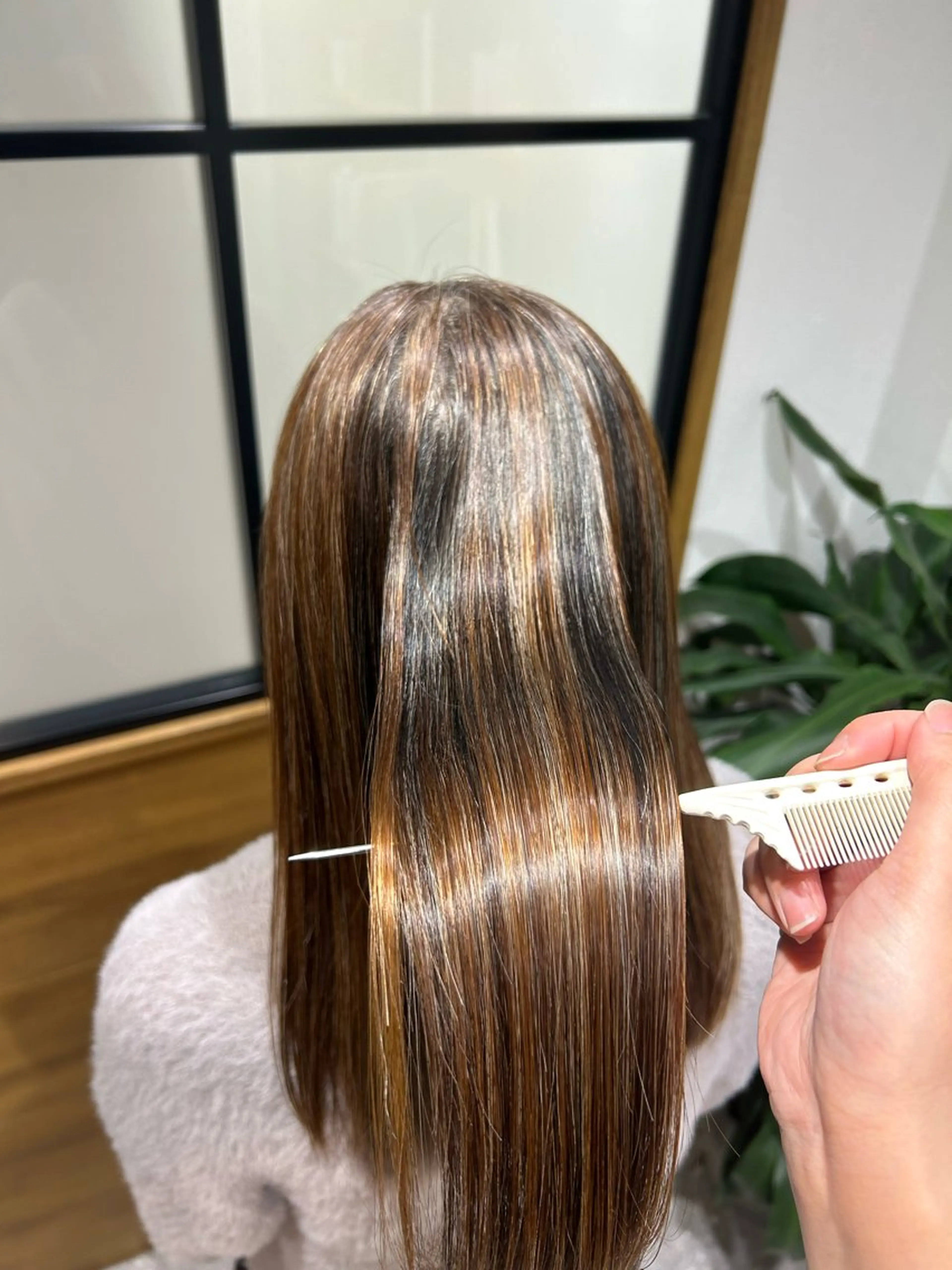 ロング やなぎさわ はるなのヘアスタイル