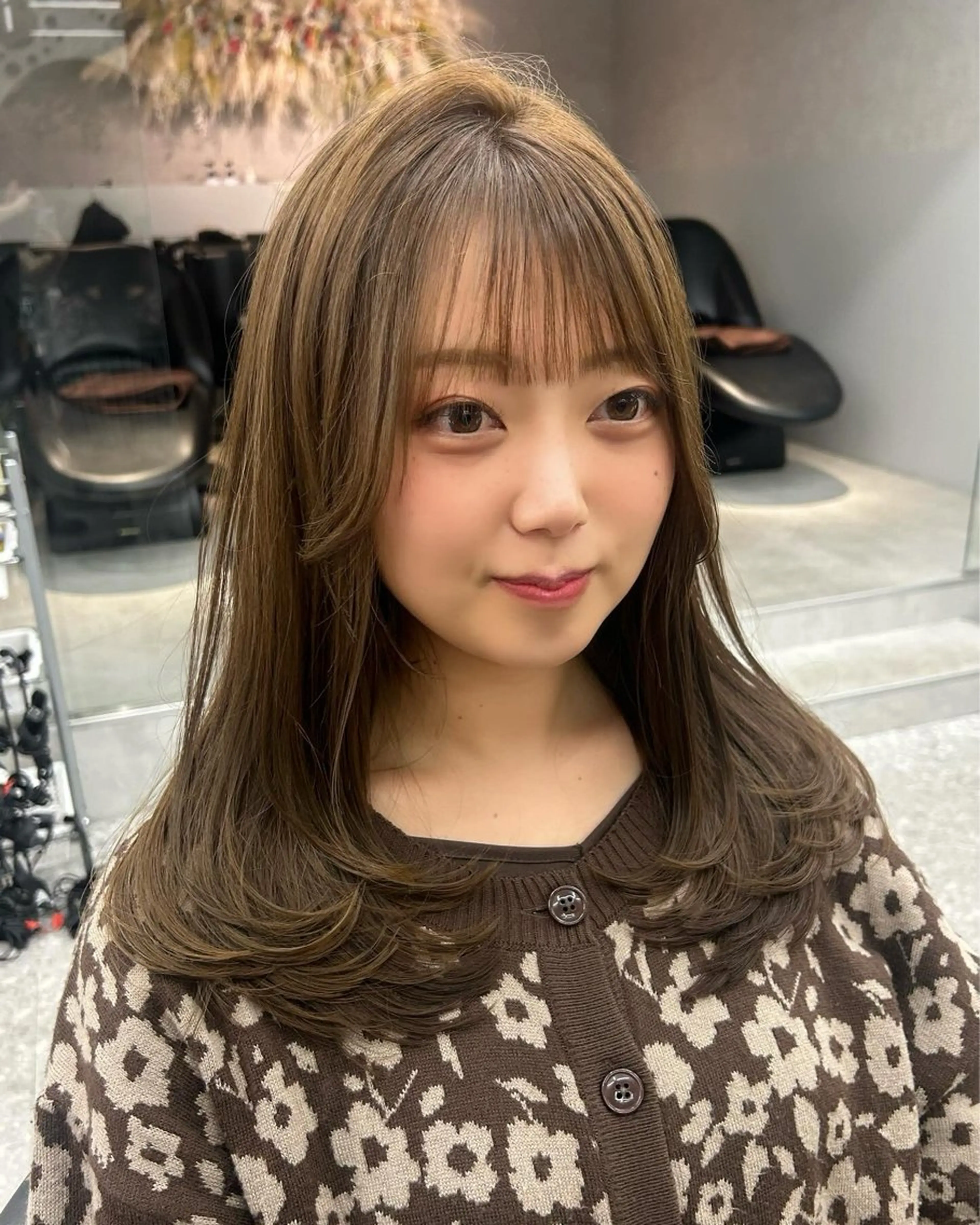 ミディアム カラー ヘアアレンジ ヘアカラー fumika🎀 ベージュのヘアスタイル